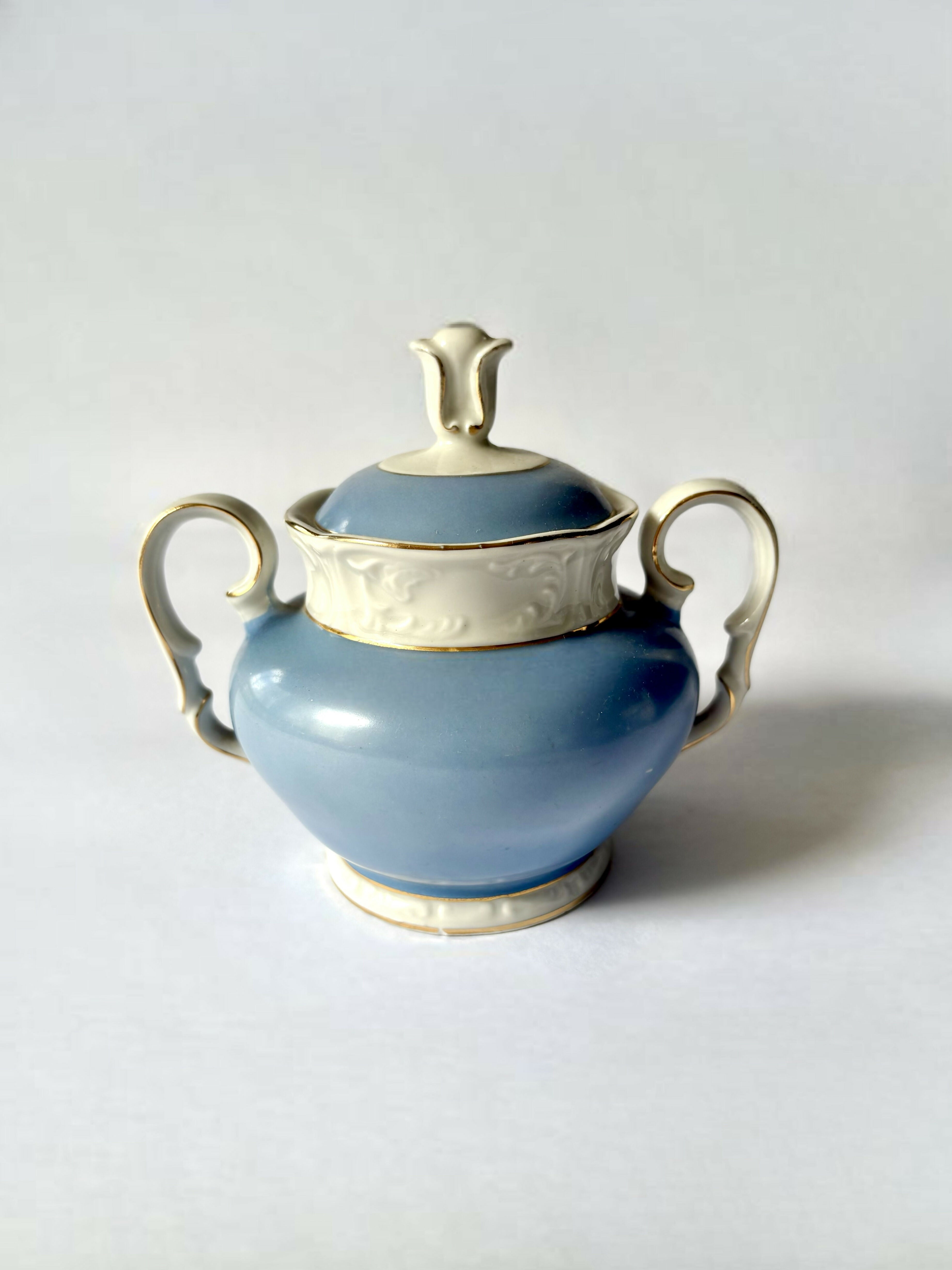 Serviço para chá ou café azul e branco - Porcelana Mauá