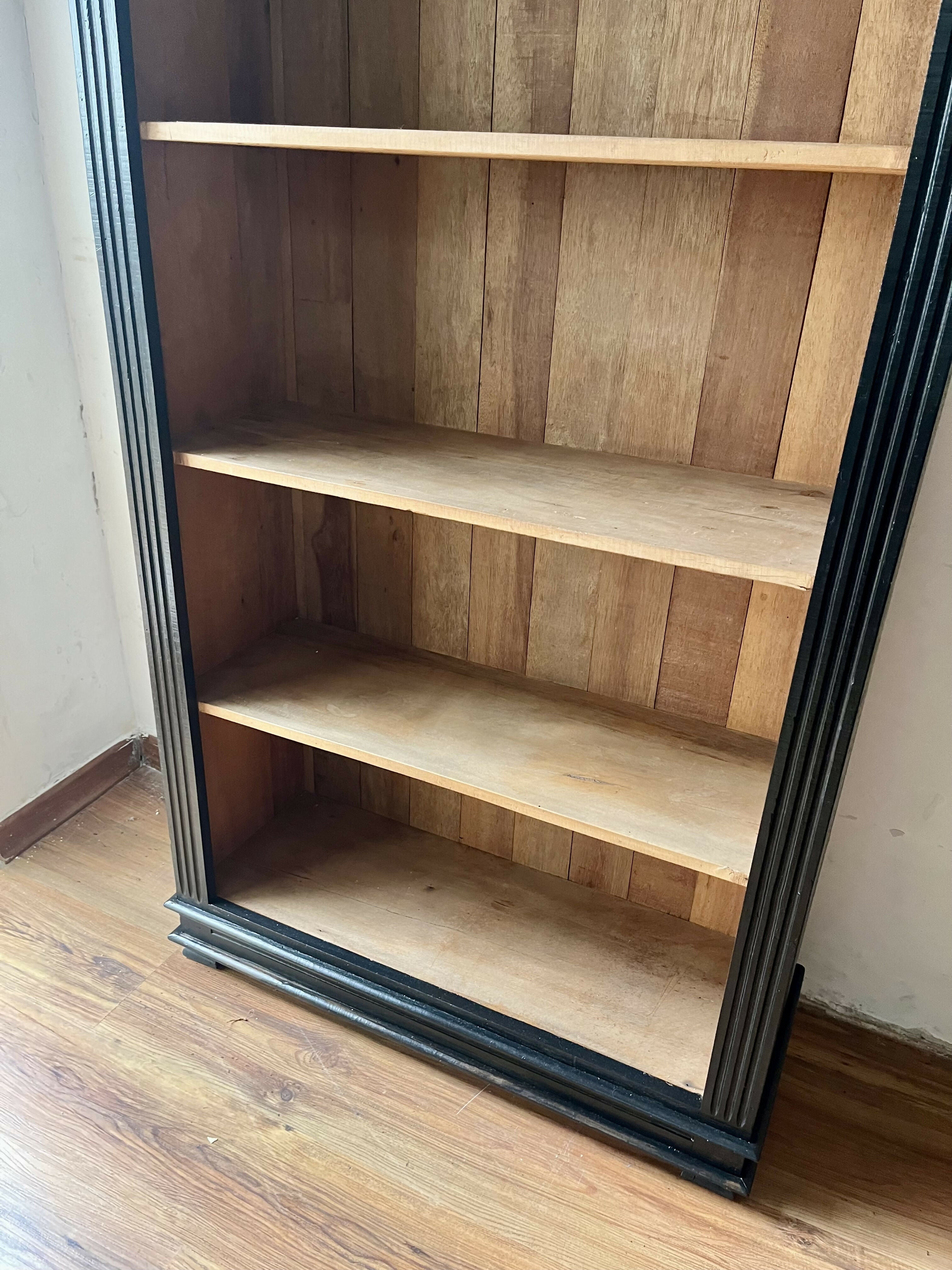 Estante, livreiro ou louceiro