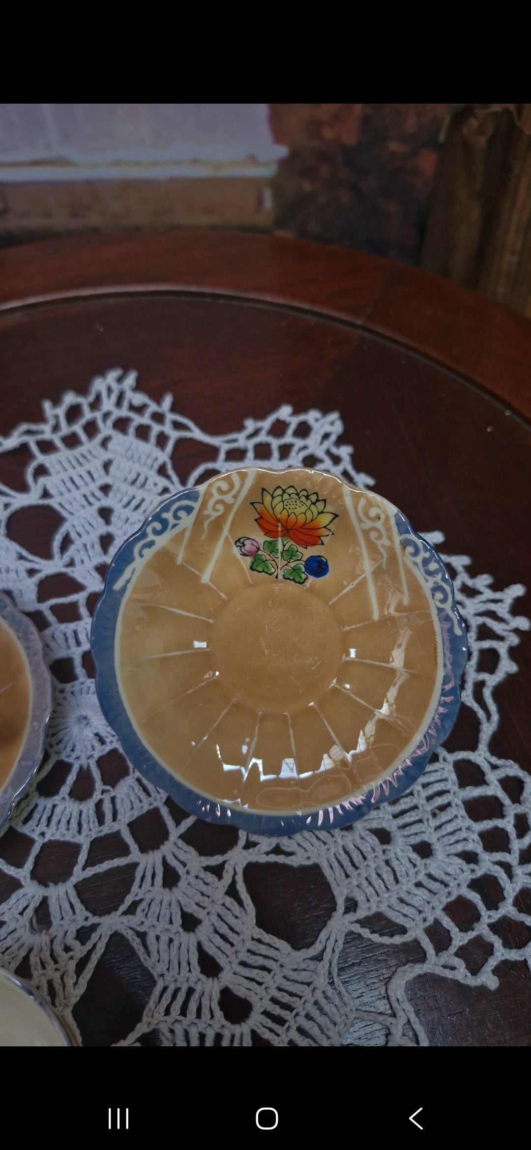 Par de Xicaras de café casca de ovo com flor de lótus 