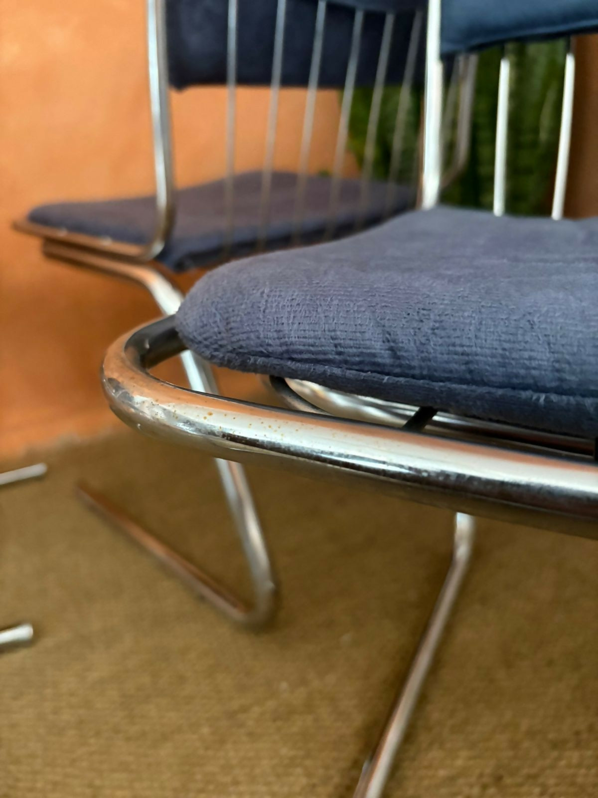 cadeira unitária Pozza cromada anos 70