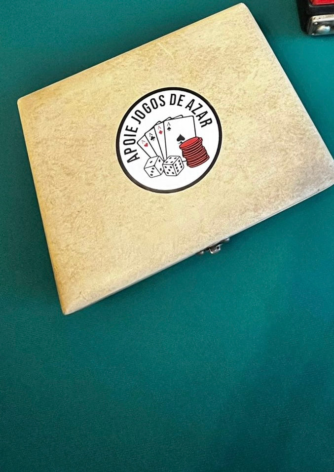 Mesa Redonda de Jogos Vintage com Tampo redondo Reversível e 4 Gavetas