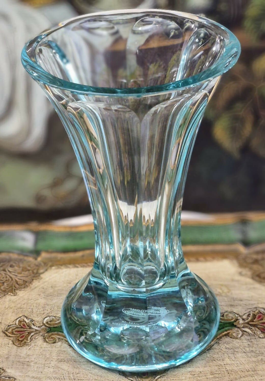 Vaso em bloco de cristal Moser em cor água marinha maravilhoso e impecável!