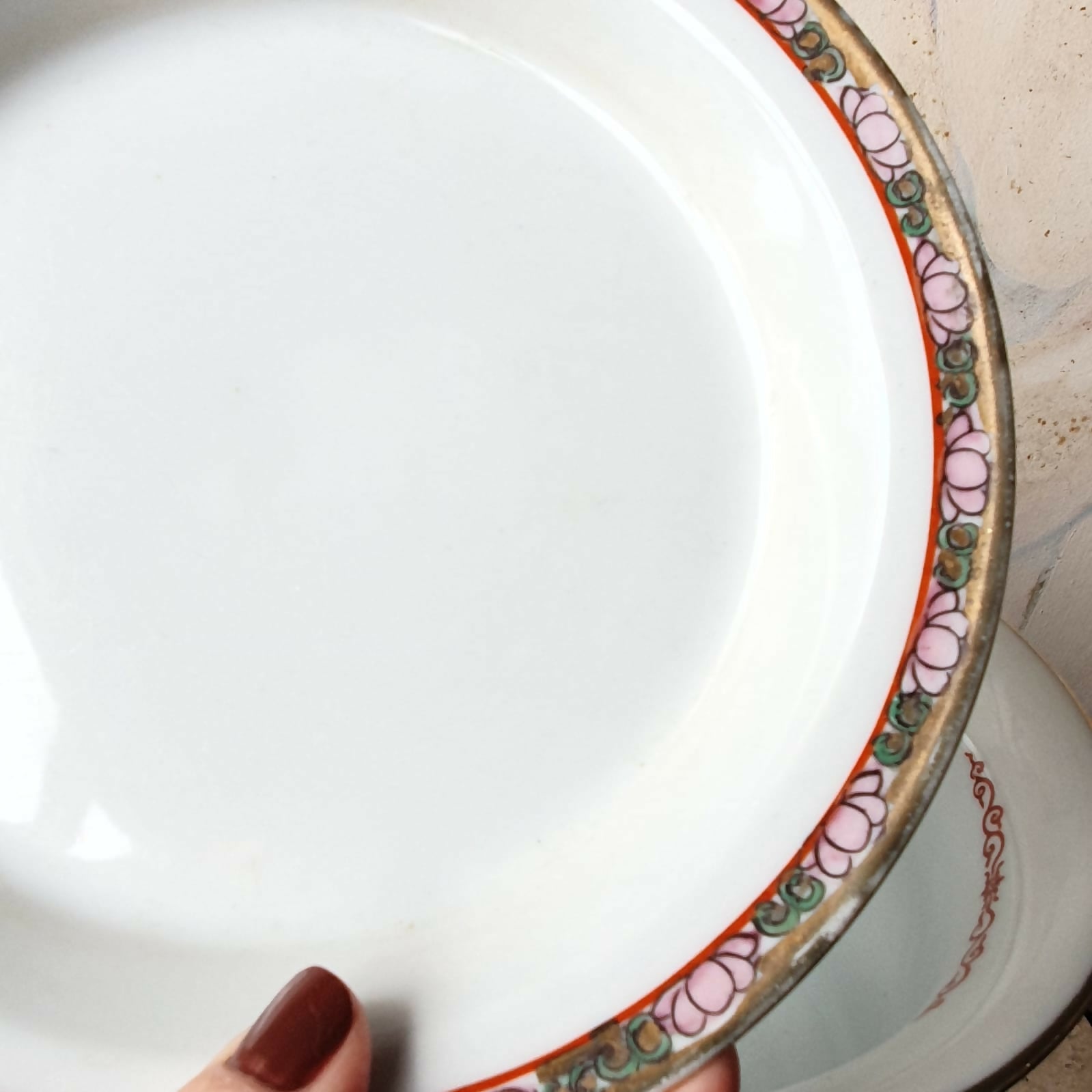 Cachepot em porcelana chinesa Lee´s ao gosto Família Rosa com presentoir