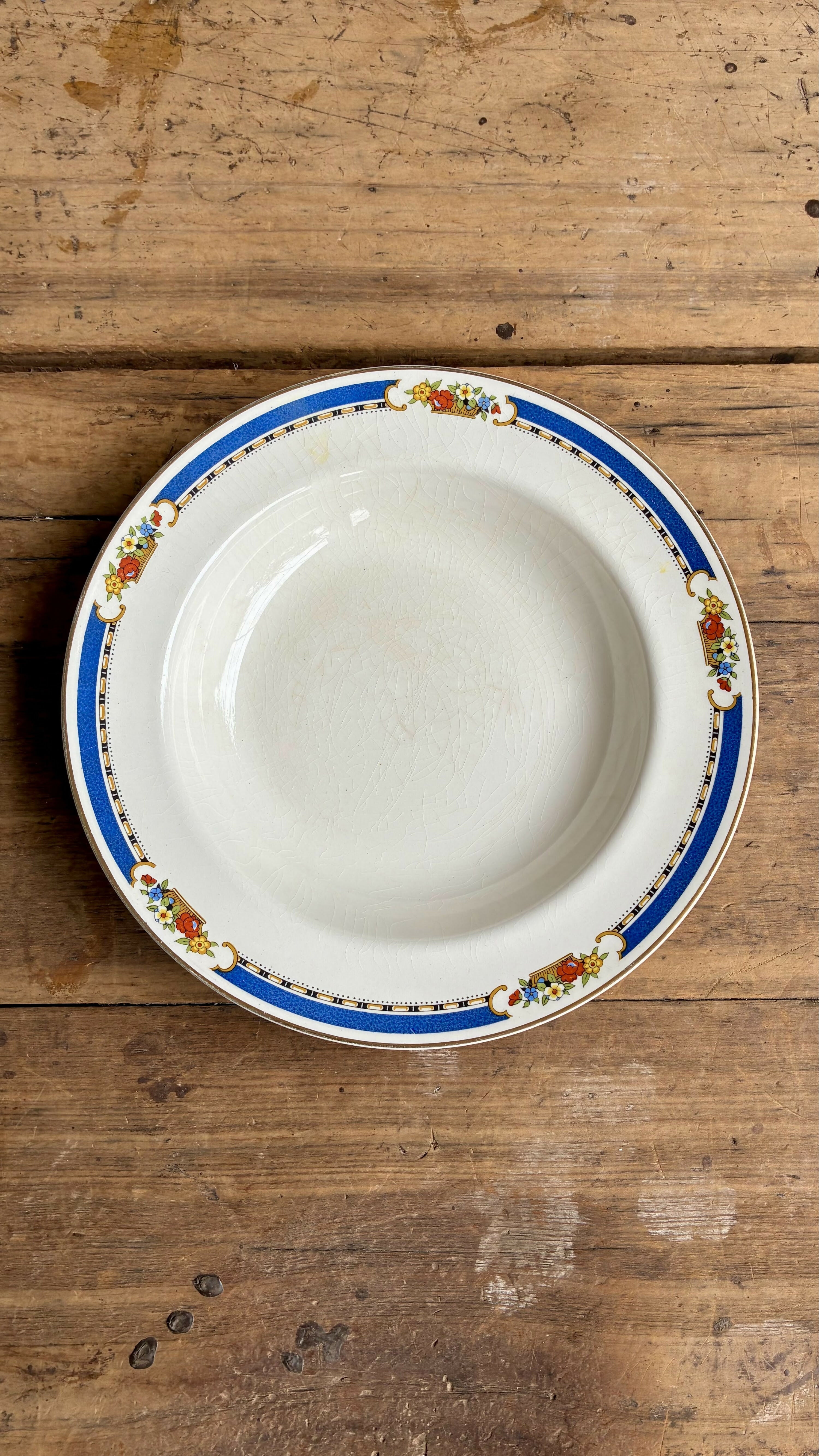 Aparelho de Jantar Antigo