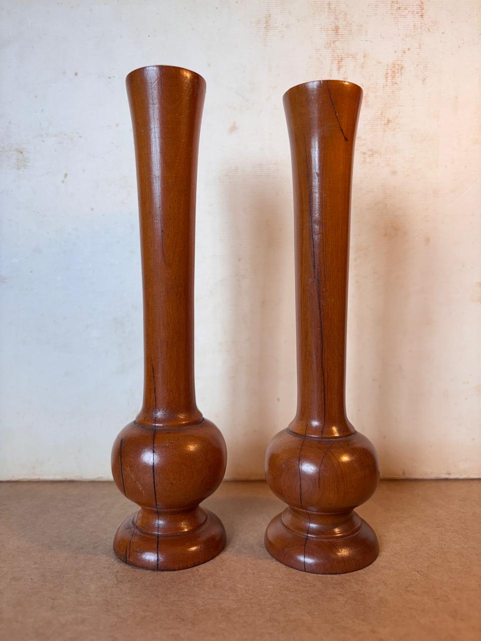 Par de vasos solifleur (solitário) em madeira torneada (DMCPS_757)