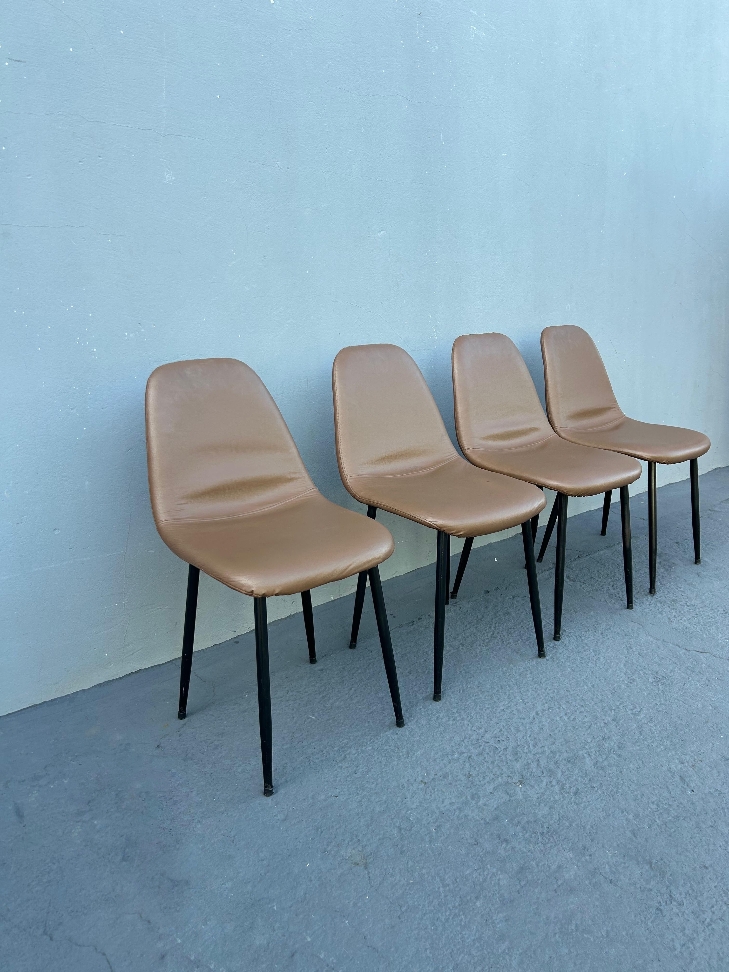Conjunto de 4 Cadeiras Modernas - Conforto e Minimalista