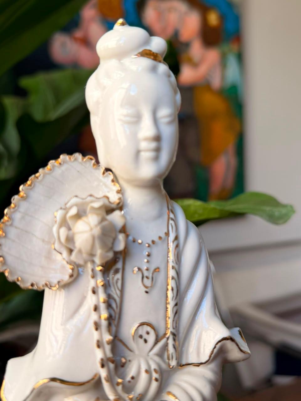 Estatueta Deusa Kuan Yin