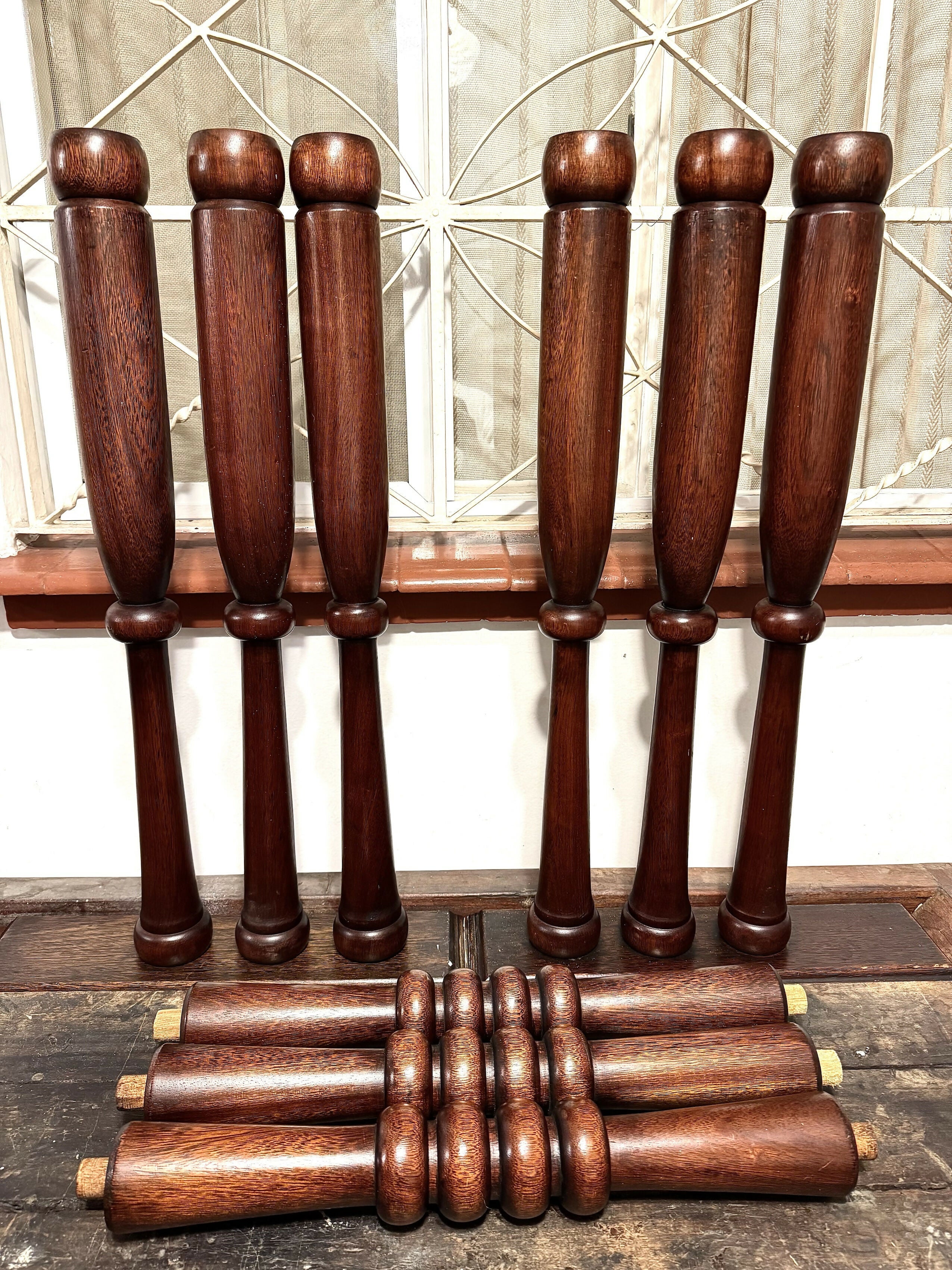 Divisória Balaustrada em linda madeira maciça