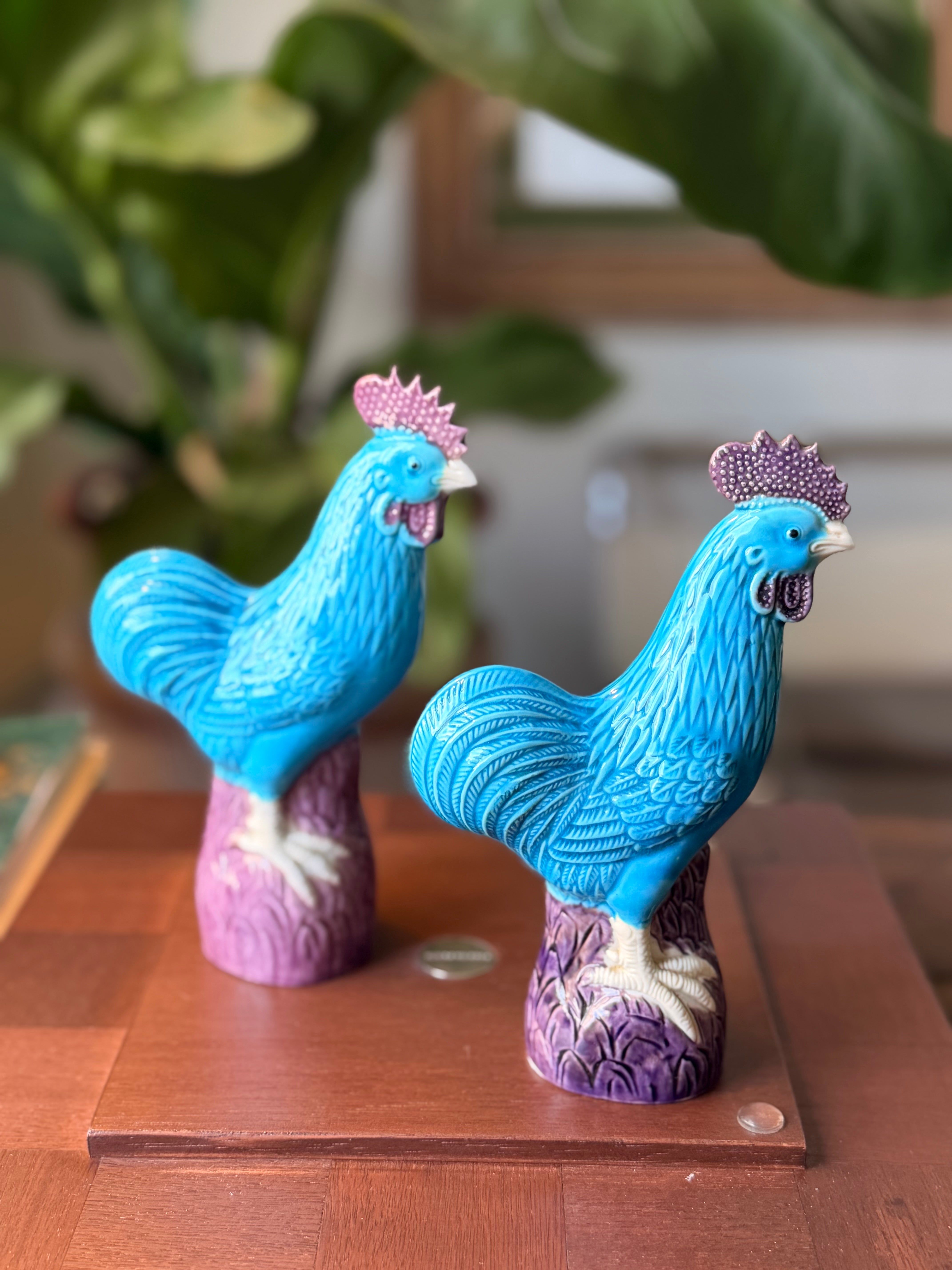 Par de Galos em porcelana azul 
