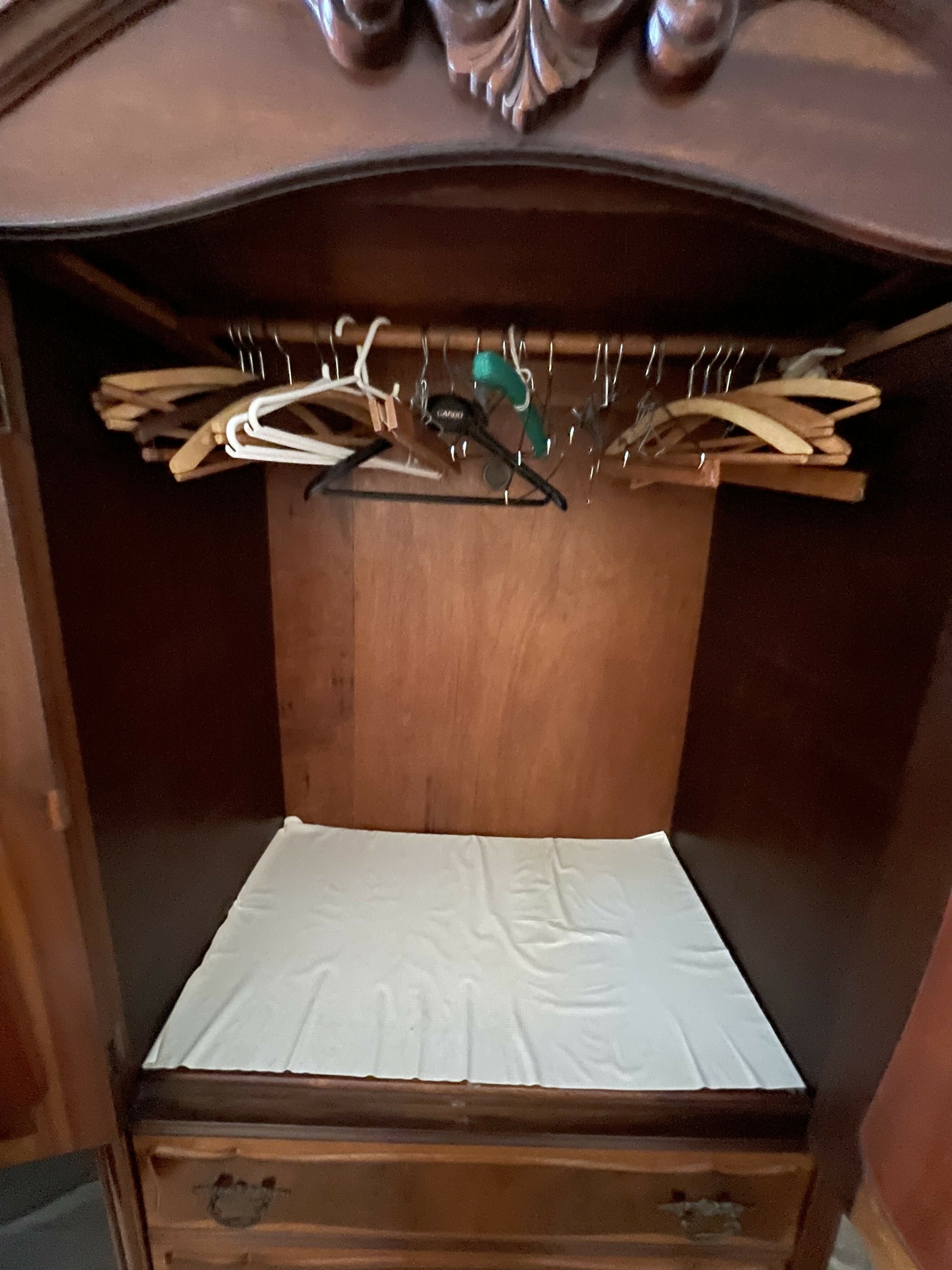 Penteadeira Provençal com espelho - anos 60