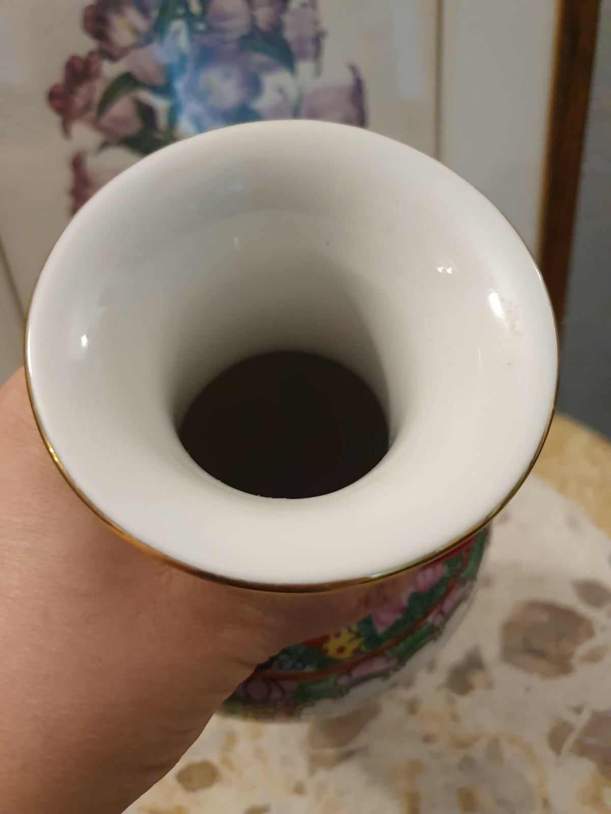 Vaso em porcelana chinesa esmaltada padrão Família Rosa, decoração Mandarim. Lindo e impecável!