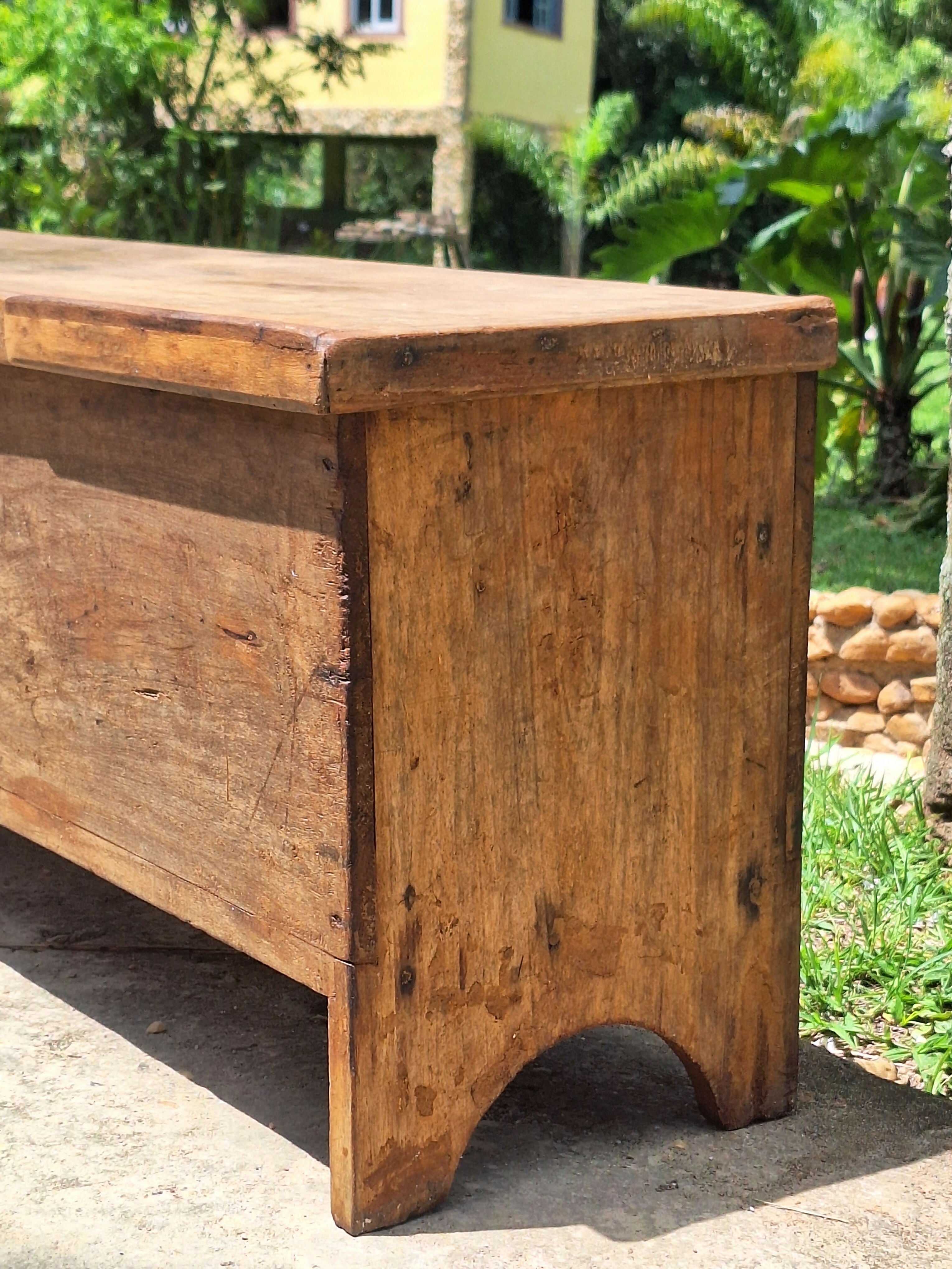 Baú Antigo Madeira Maciça Garimpo Mineiro