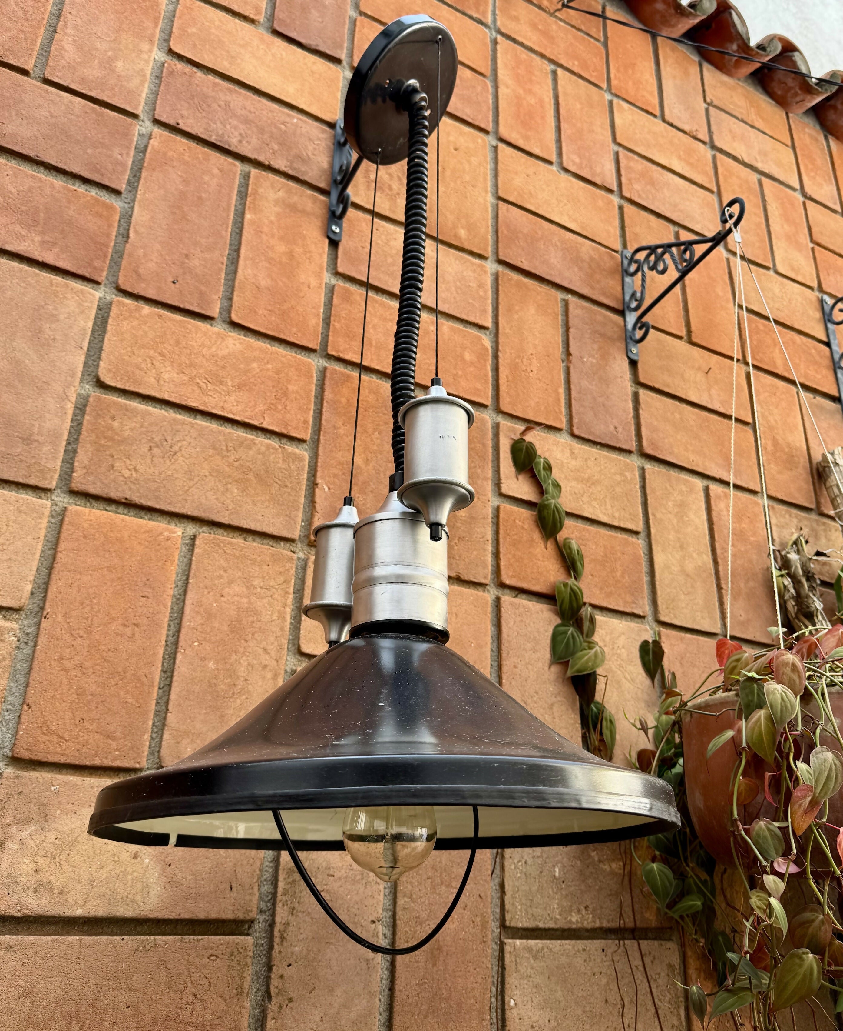 Lustre pendente estilo industrial