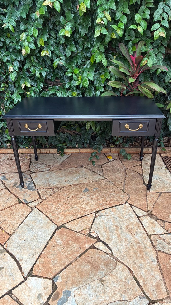 Escrivaninha Estilo Luís XVI Laqueada em preto 