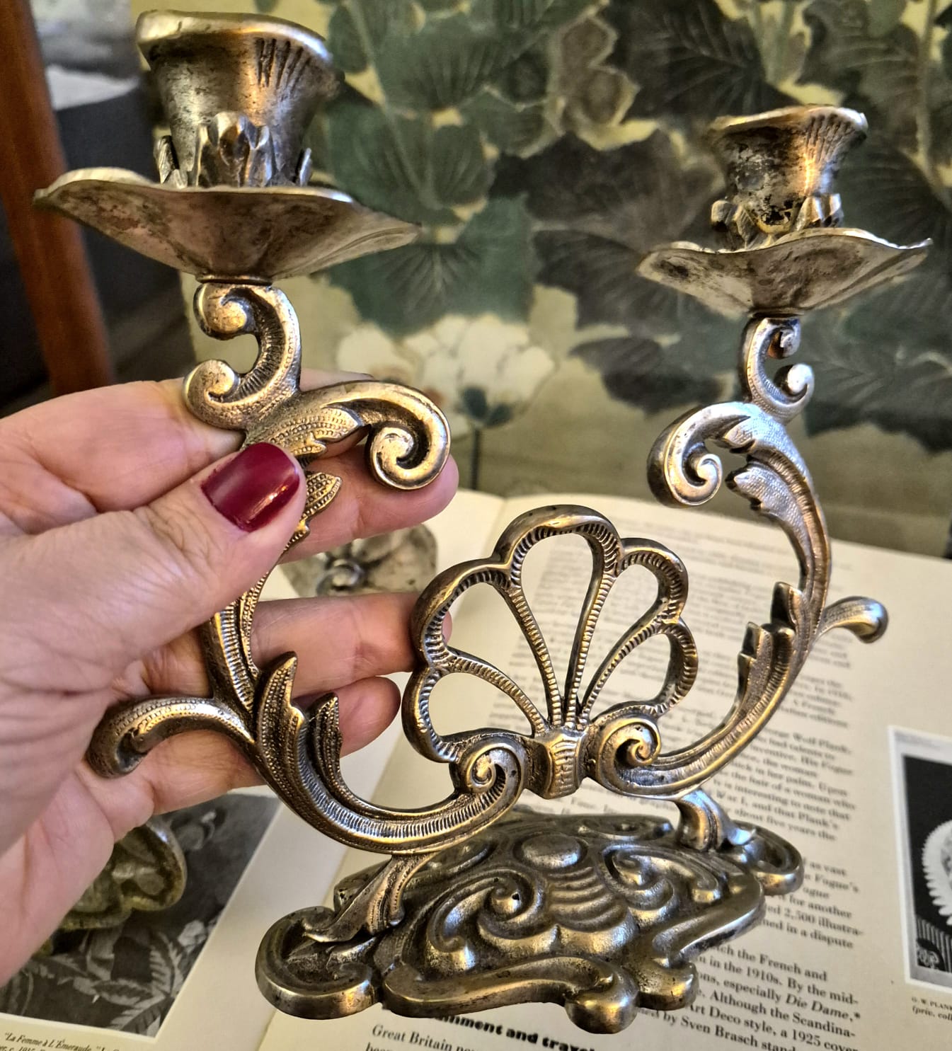 Par de Castiçais Art Noveau antigos em bronze maciço para 2 velas 