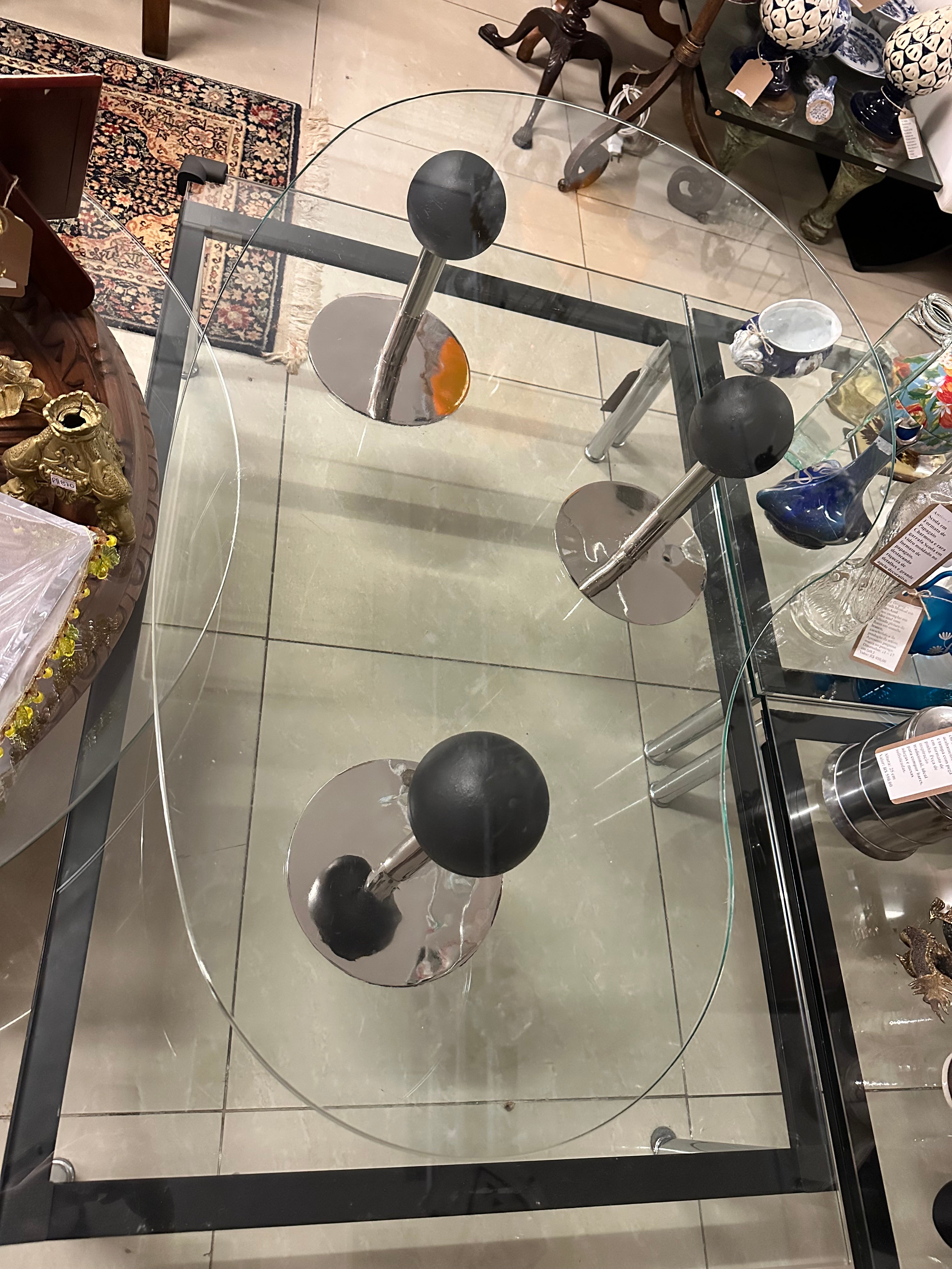 PHILIPPE STARCK — Mesa de Centro. em forma orgânica “Pepper Young” com tampo em vidro | Disform, anos 1980