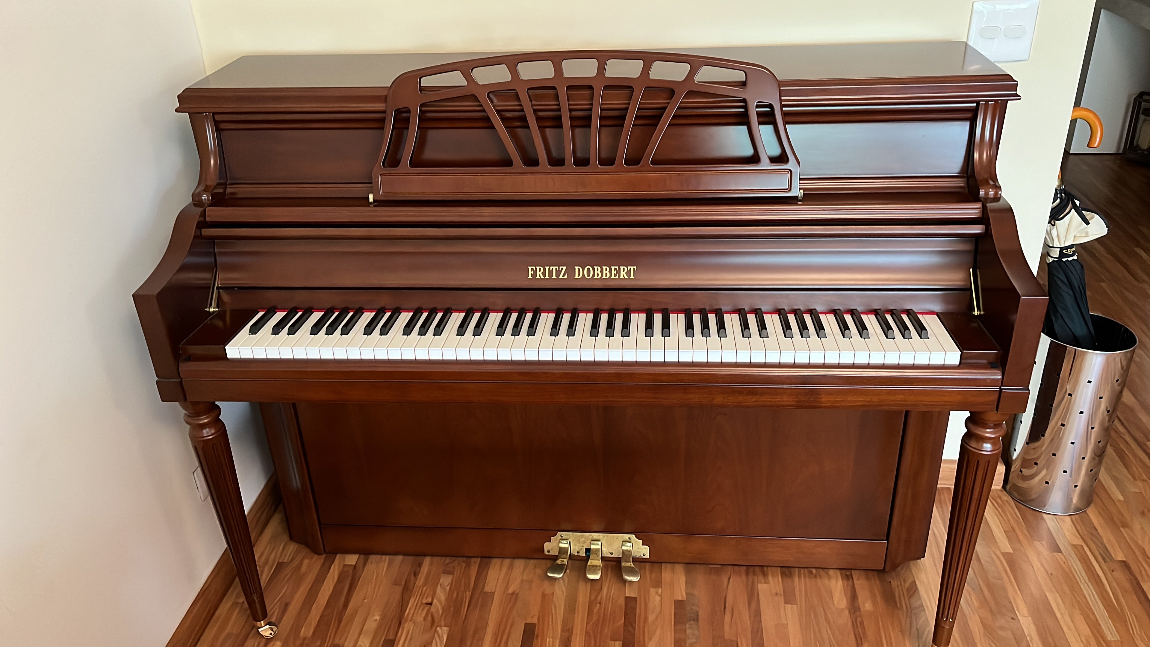 PIANO VERTICAL FRITZ DOOBERT