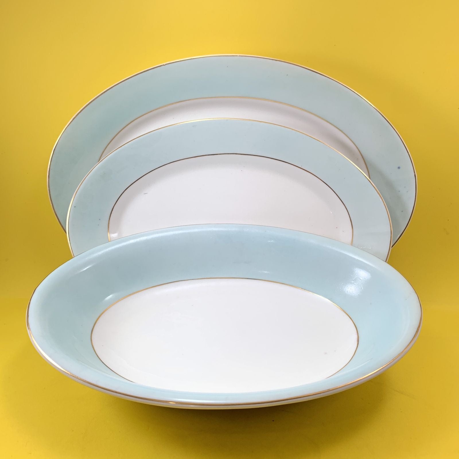 Jogo de Jantar Porcelana Mauá com friso azul claro - Déc.1950
