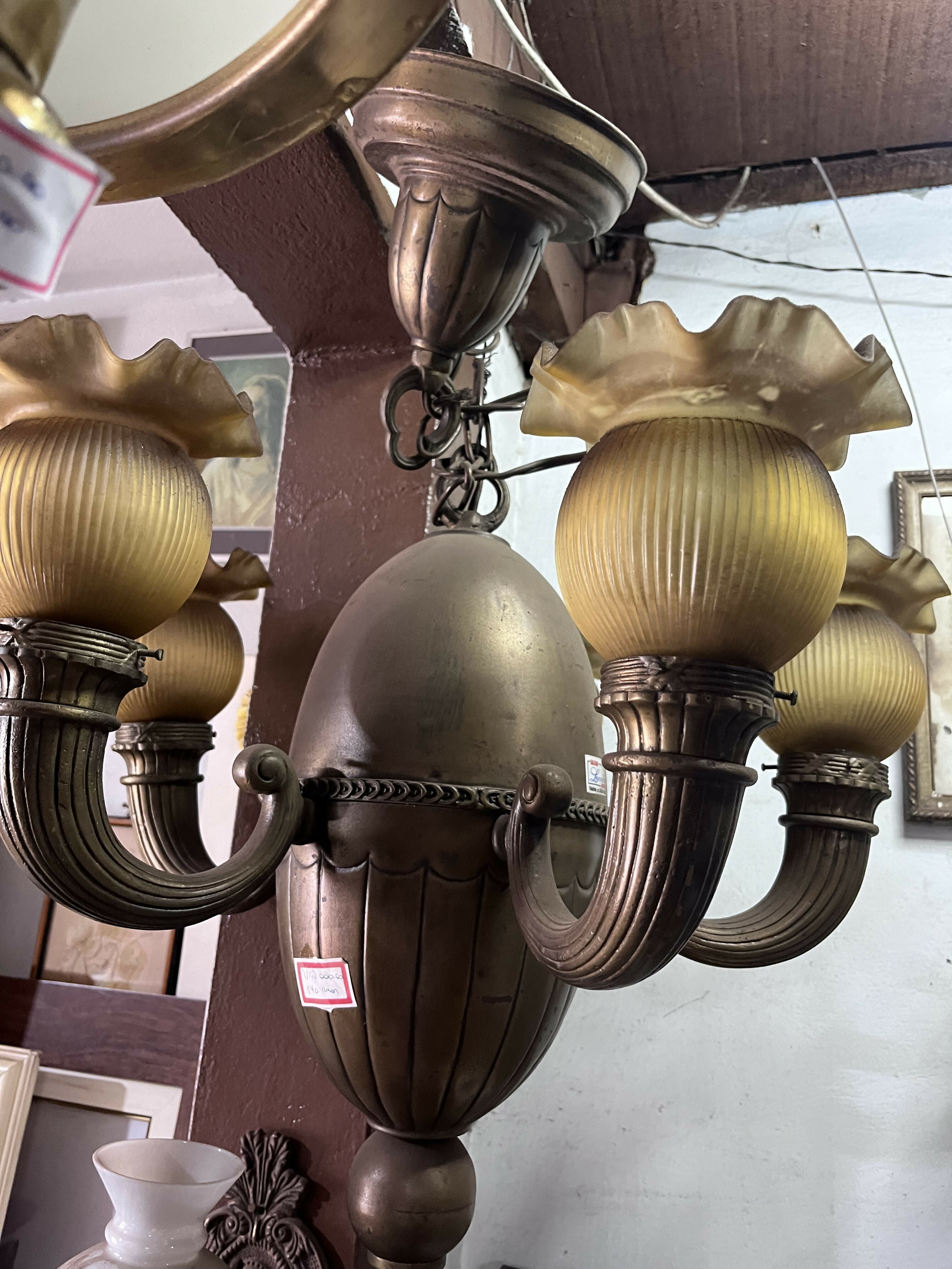 Lustre bronze 1930 cúpulas tulipas cor âmbar peça rara