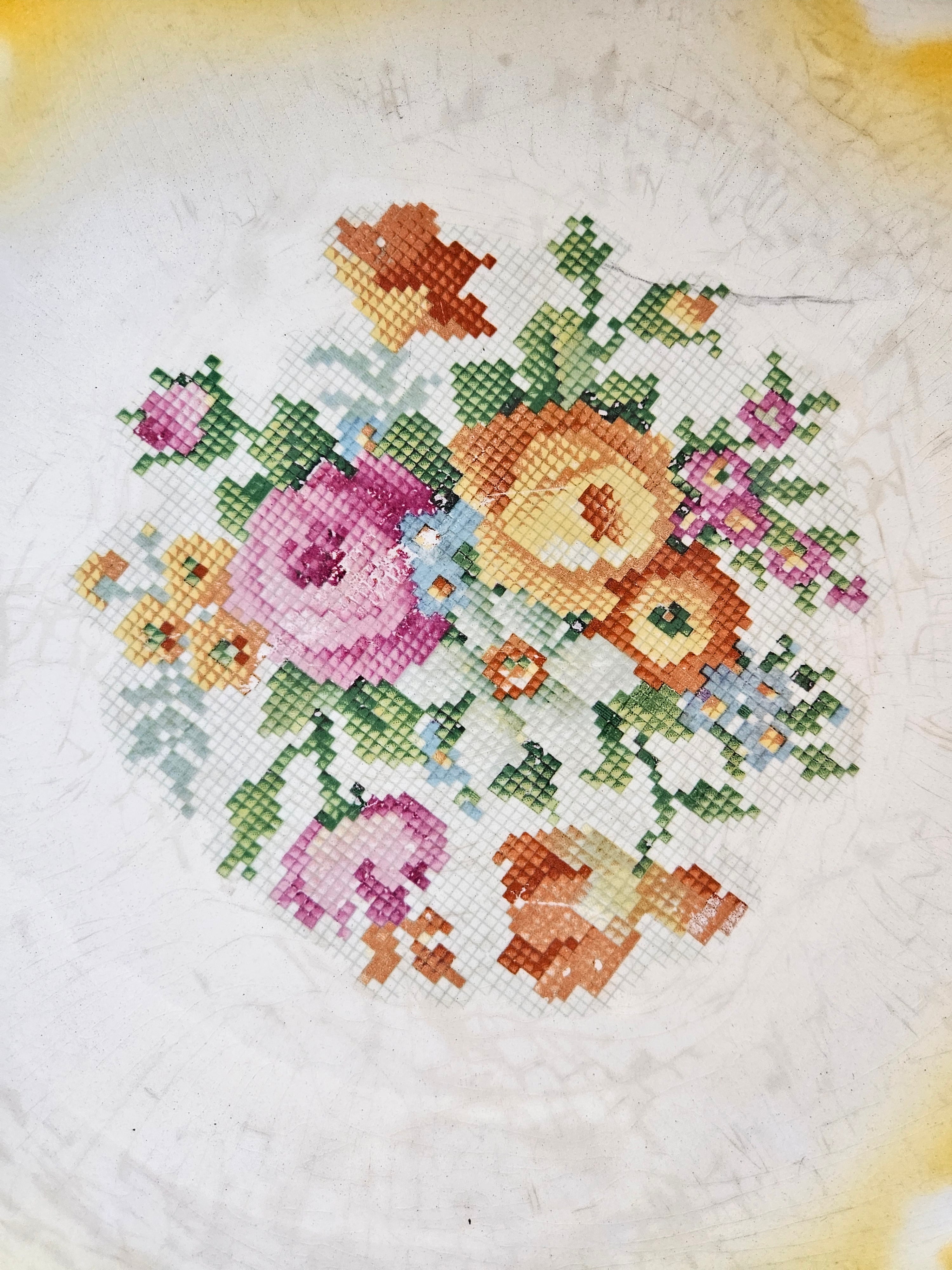 Travessa/Boleira Floral Amarelo Porcelana São Caetano (Anos 40/50) - Uso Decorativo