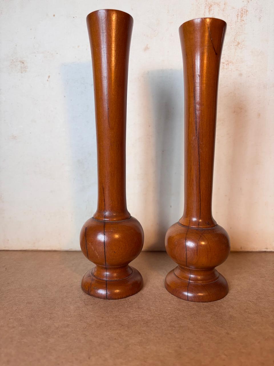 Par de vasos solifleur (solitário) em madeira torneada (DMCPS_757)