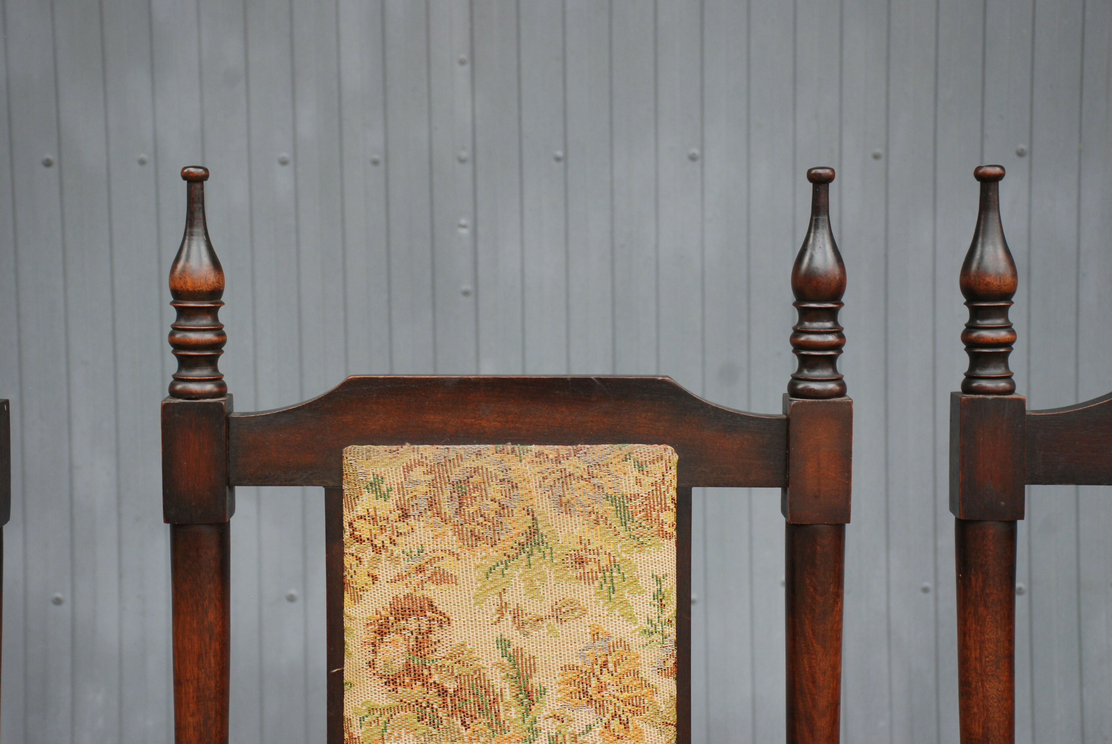 mesa jantar portuguesa anos 60 , 8 cadeiras , , 2 gavetas 2,00 x 1,00 x 80