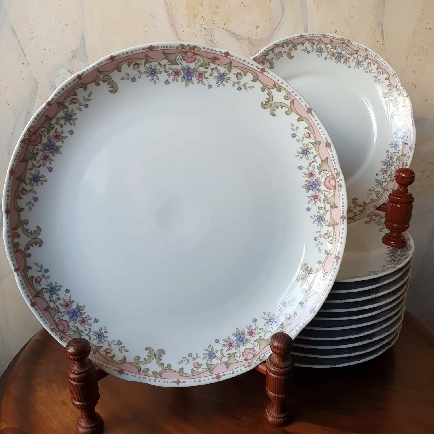 Jogo de bolo vintage em porcelana Real, 12 peças. Lindo!