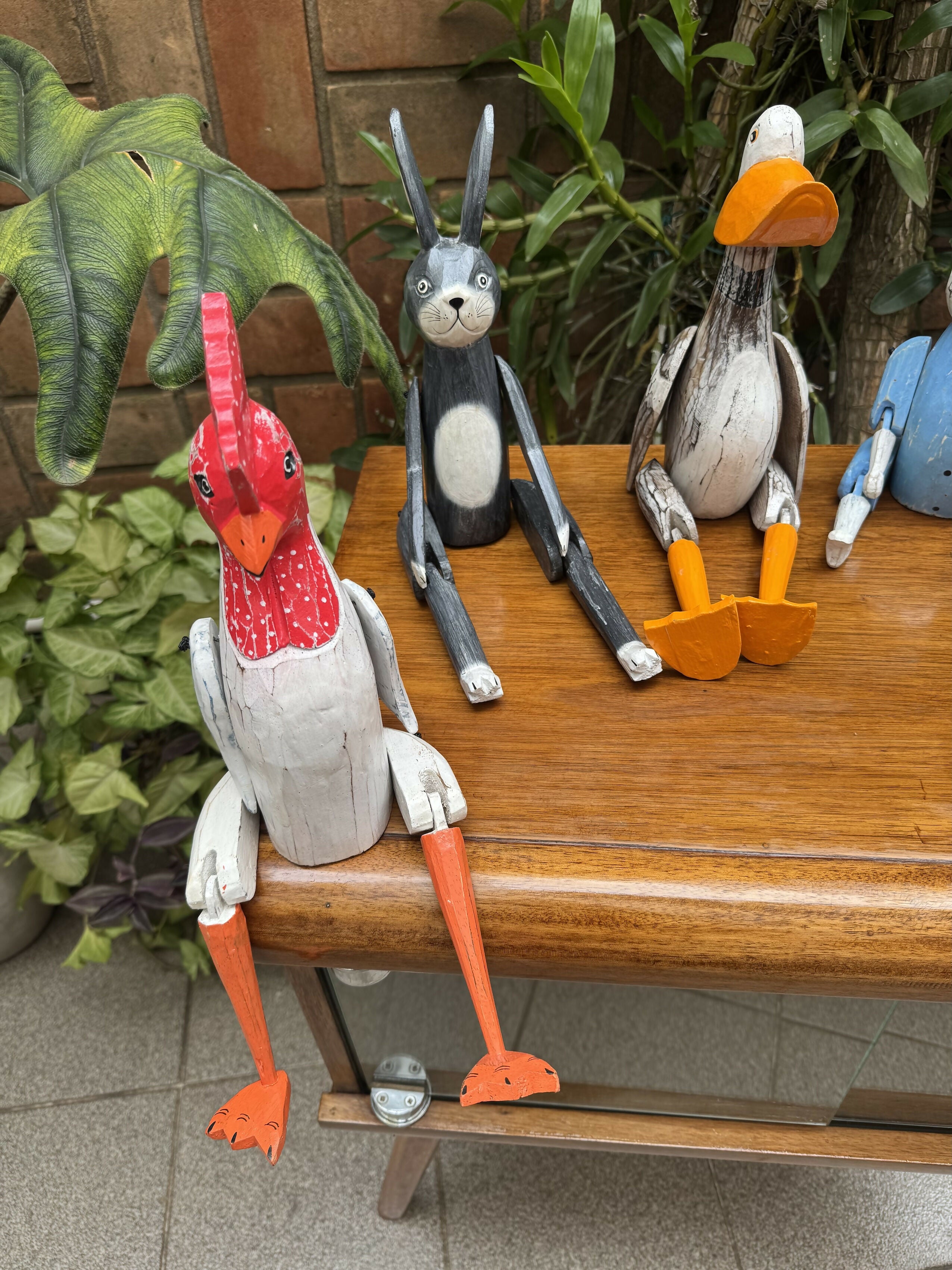 BICHOS esculpidos em madeira maciça, coruja, coelhos e pato articulados