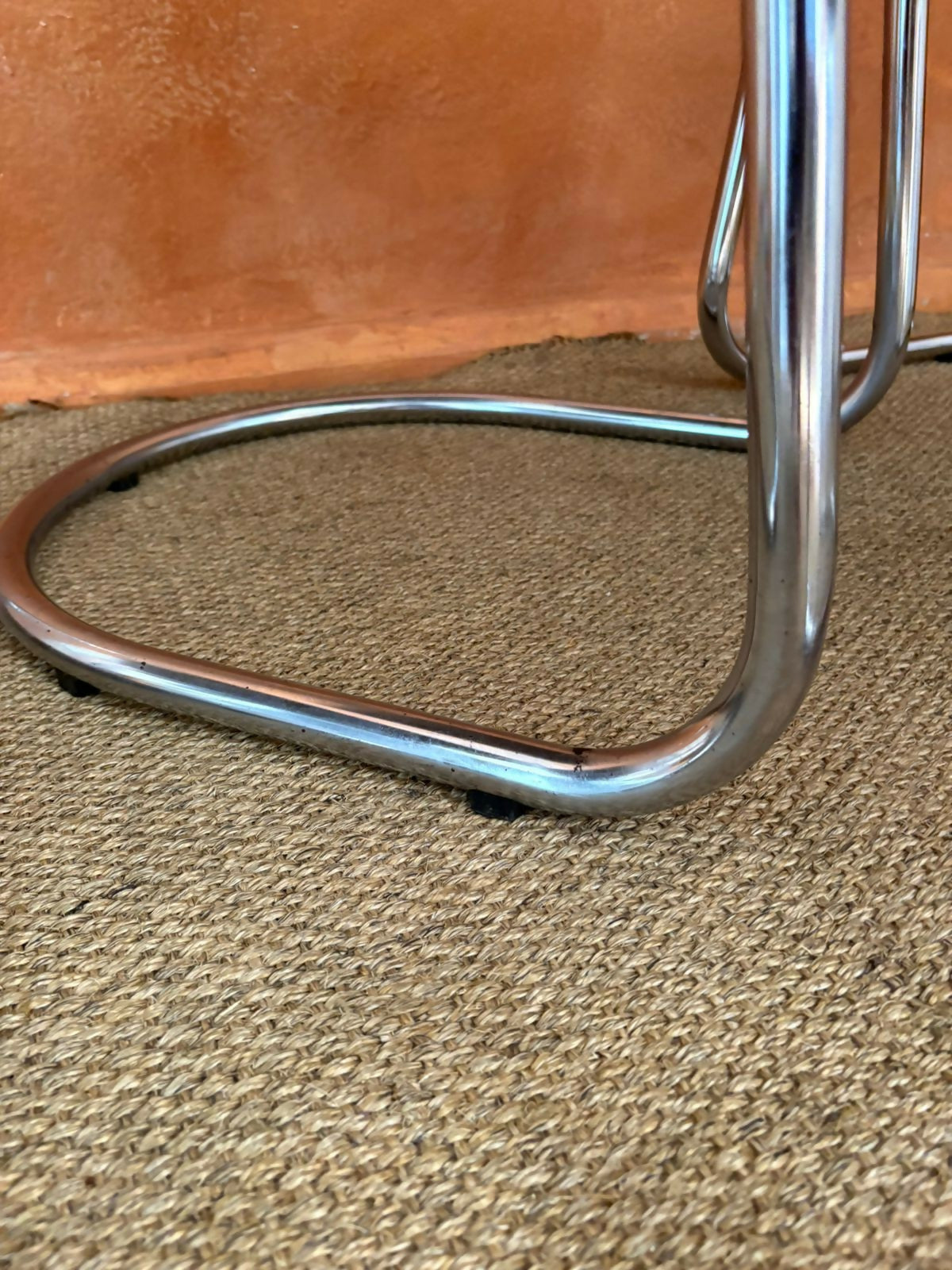 cadeiras Pozza 70’s em metal cromado tubular (valor individual)