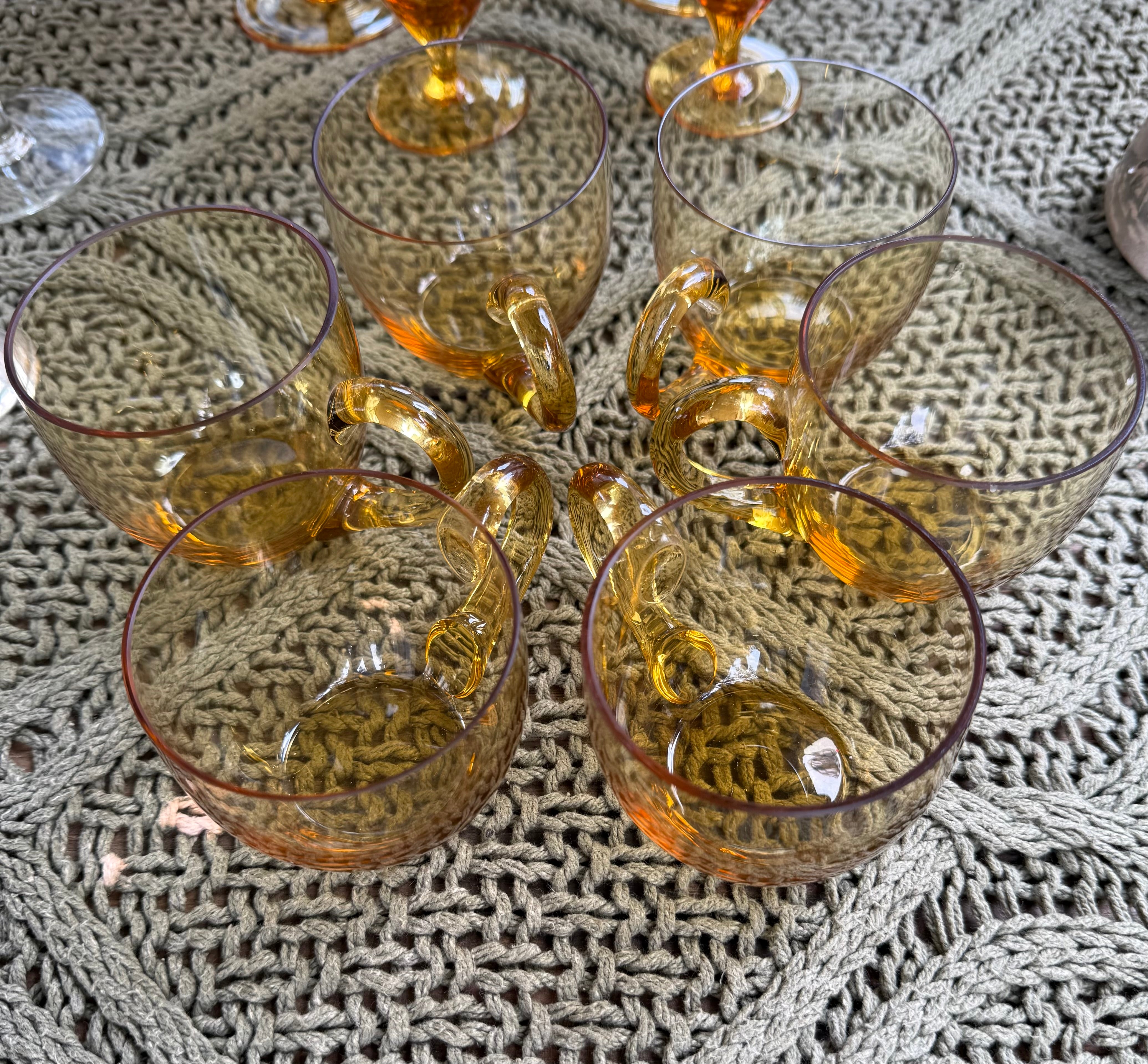 Conjunto Vintage de Xícaras em Vidro Âmbar | 6 Peças