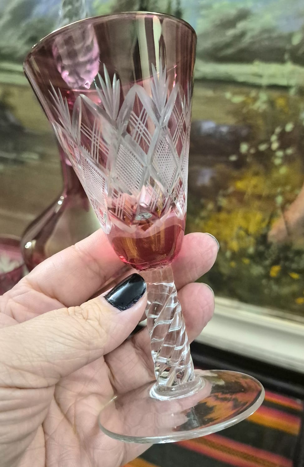 Conjunto maravilhoso de licoreira em cristal overlay (double) vintage Giorgi e taças para vinho impecáveis. 3 peças.