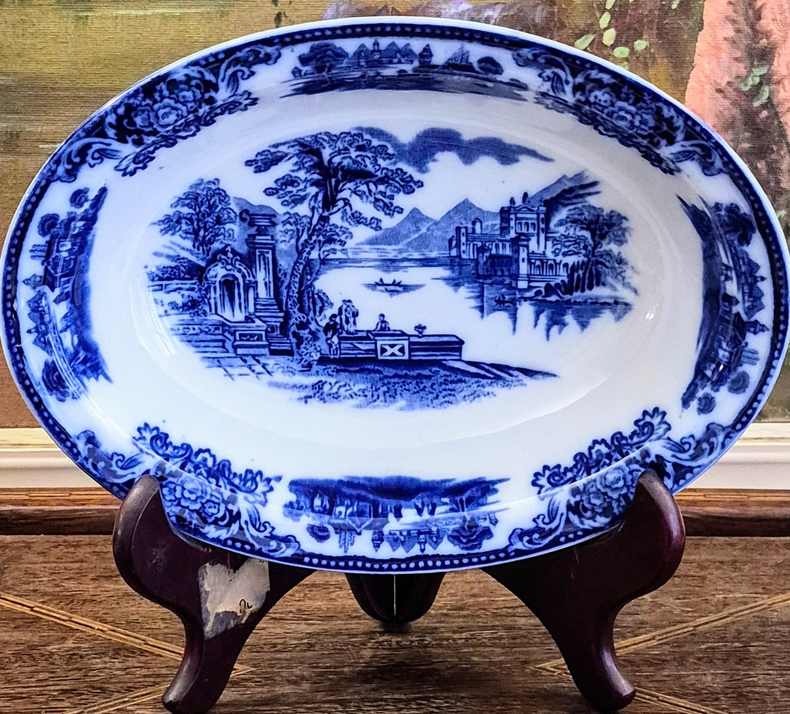  Travessa oval funda em faiança antiga, centenária (fim do século XIX, inicio do século XX), flow blue (borrão), Grindley, modelo Shanghai.  Está como nova!