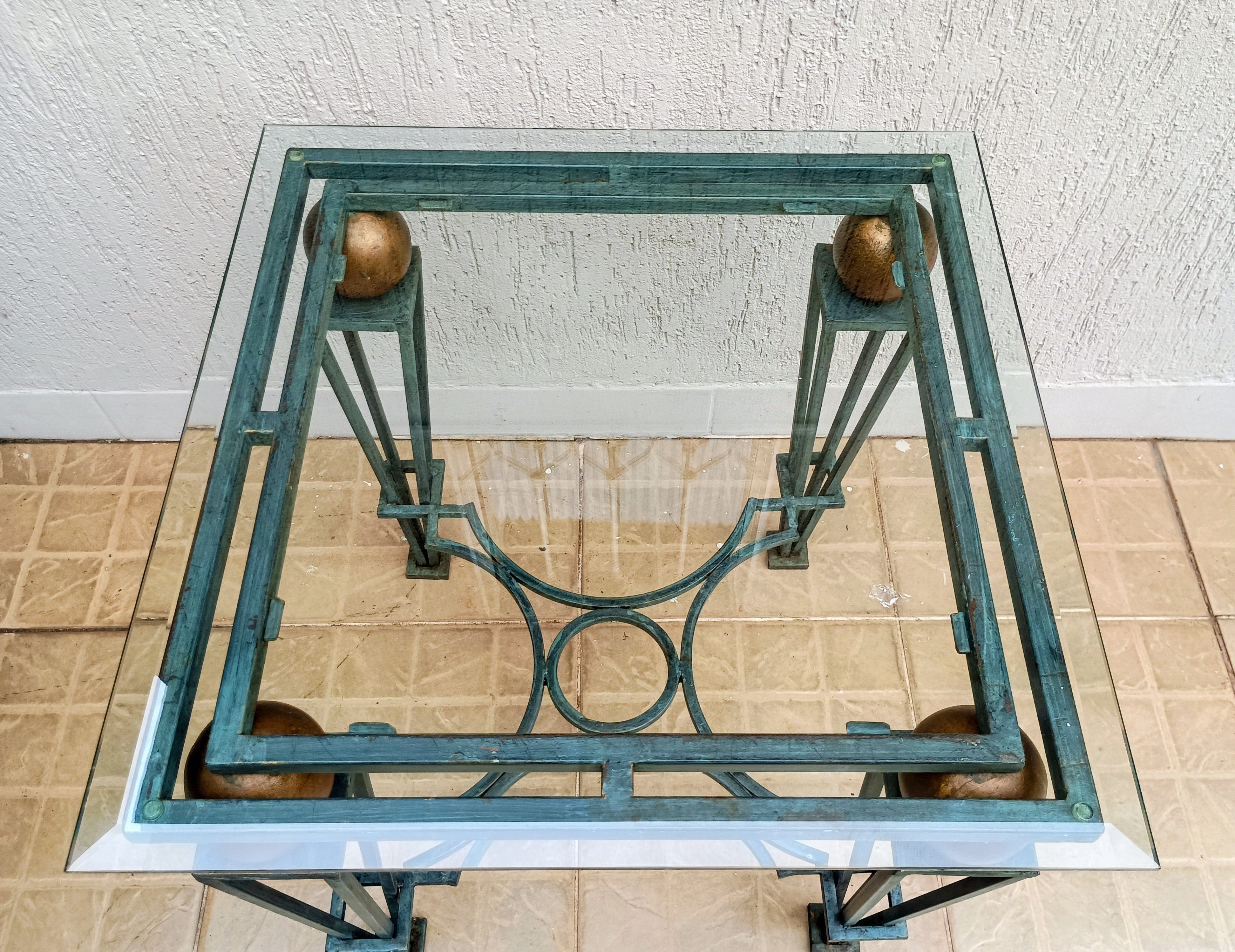Mesa de Centro Quadrada Art Déco Revivalista em Ferro Maciço com Tampo de Cristal Bisotado