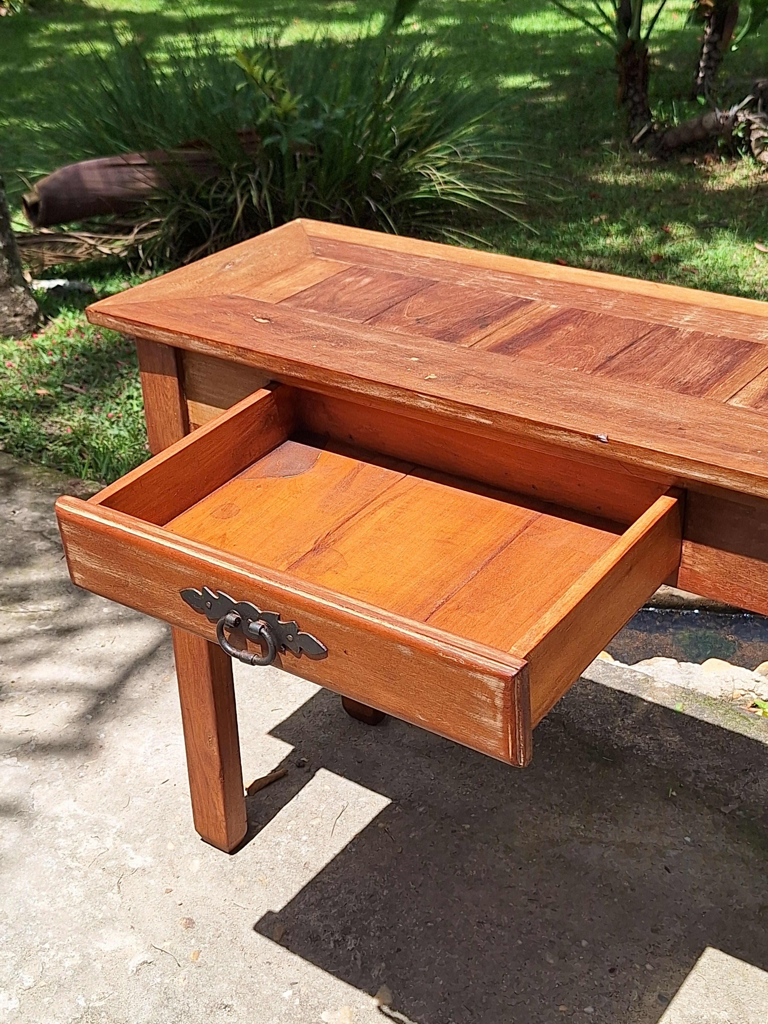 Mesa De Apoio / Aparador Madeira Maciça