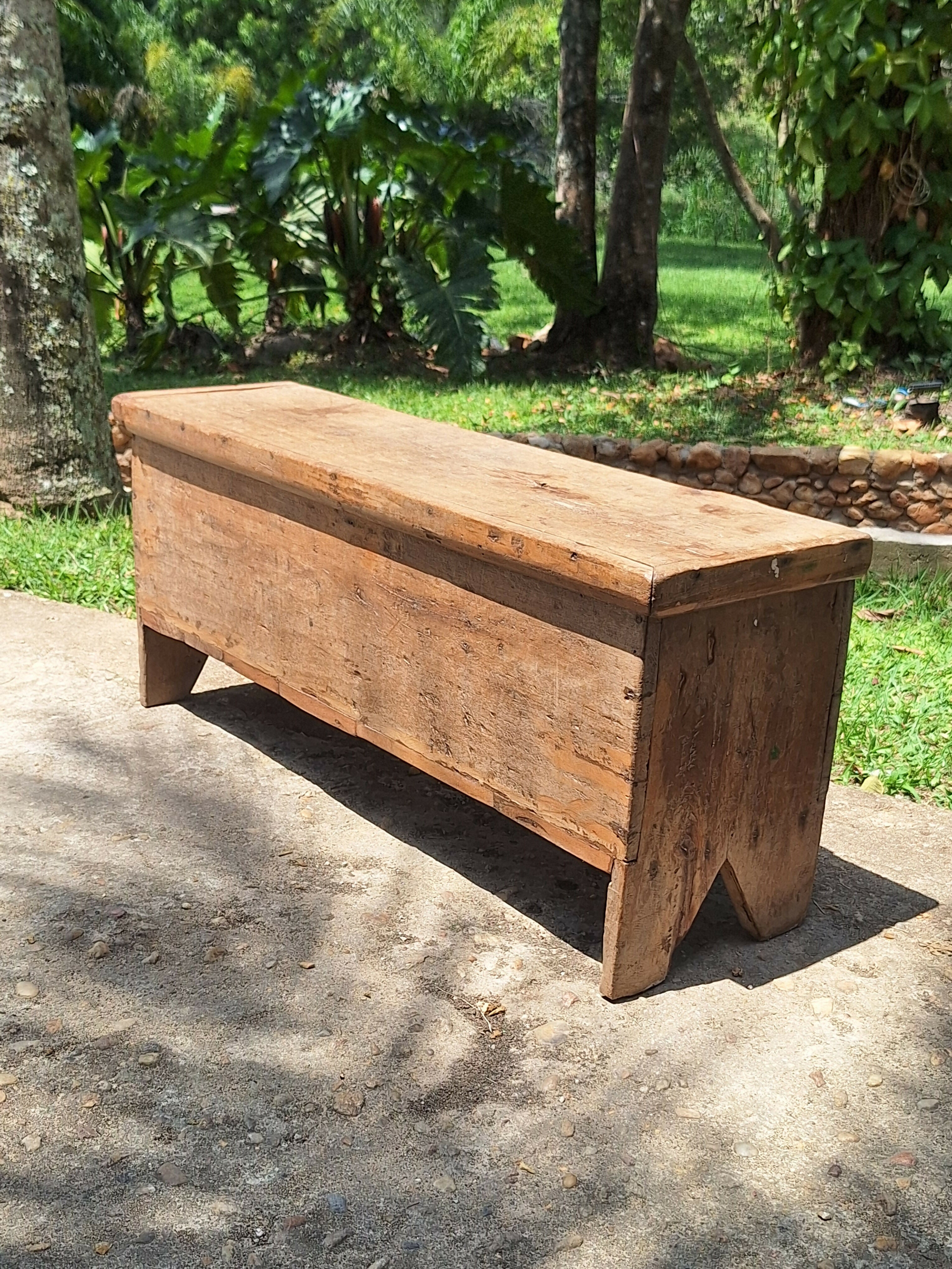 Baú Antigo Madeira Maciça Garimpo Mineiro