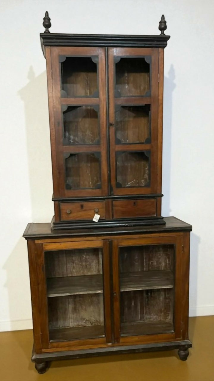 CRISTALEIRA DUPLA ANTIGA EM MADEIRA NOBRE