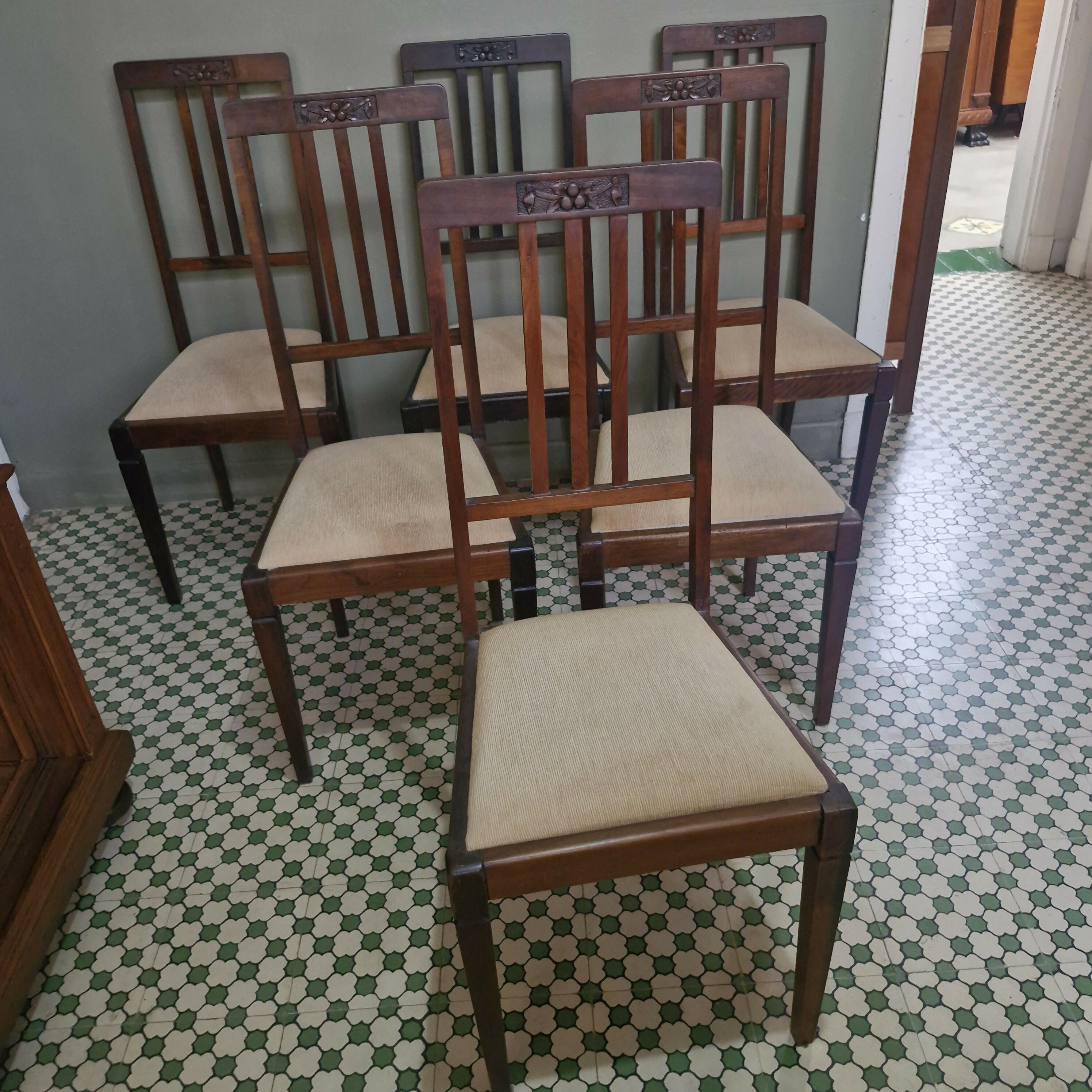 Jogo Cadeiras Art Deco em madeira entalhada e veludo