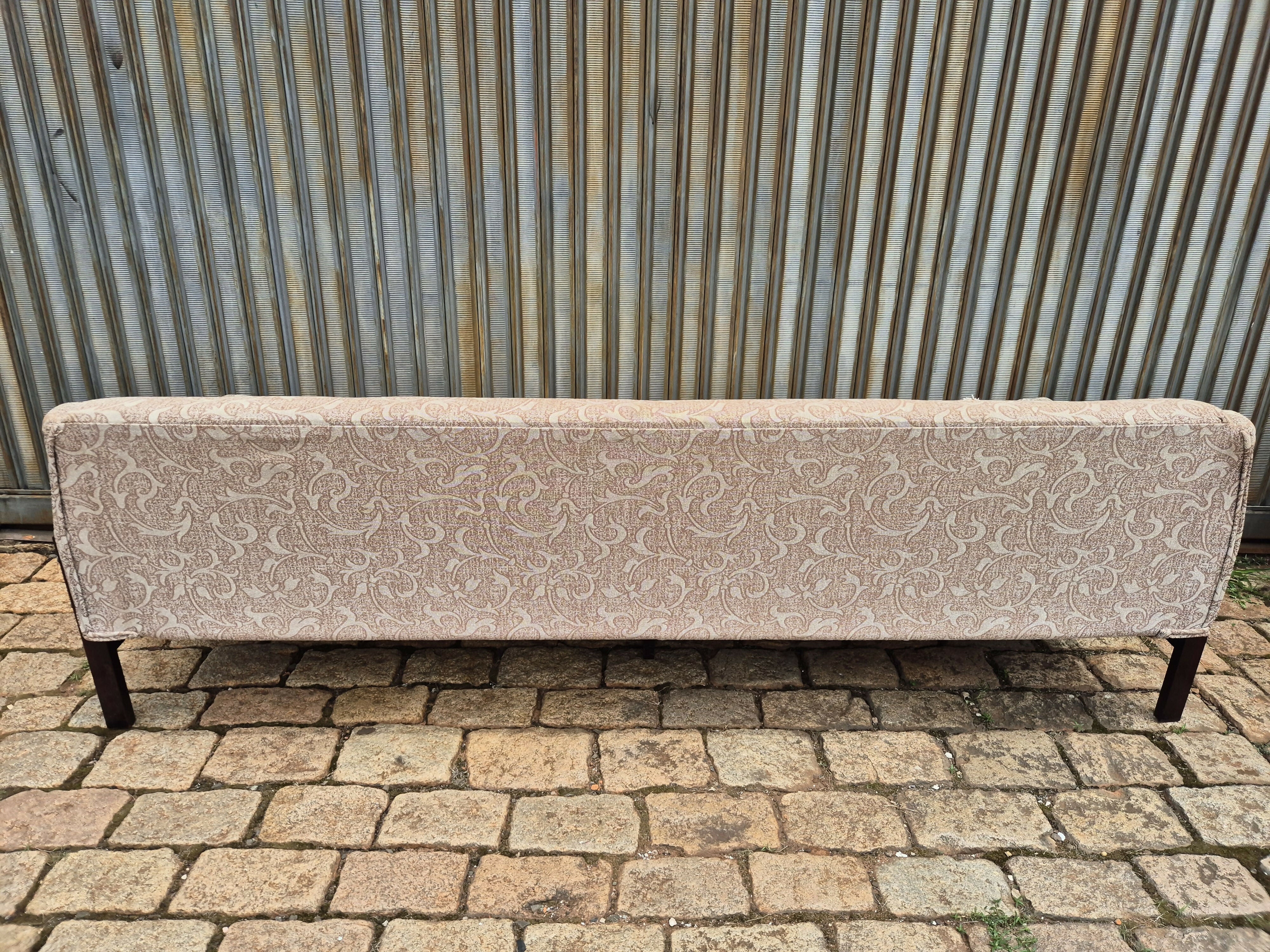 Sofá MP 49 Percival Lafer