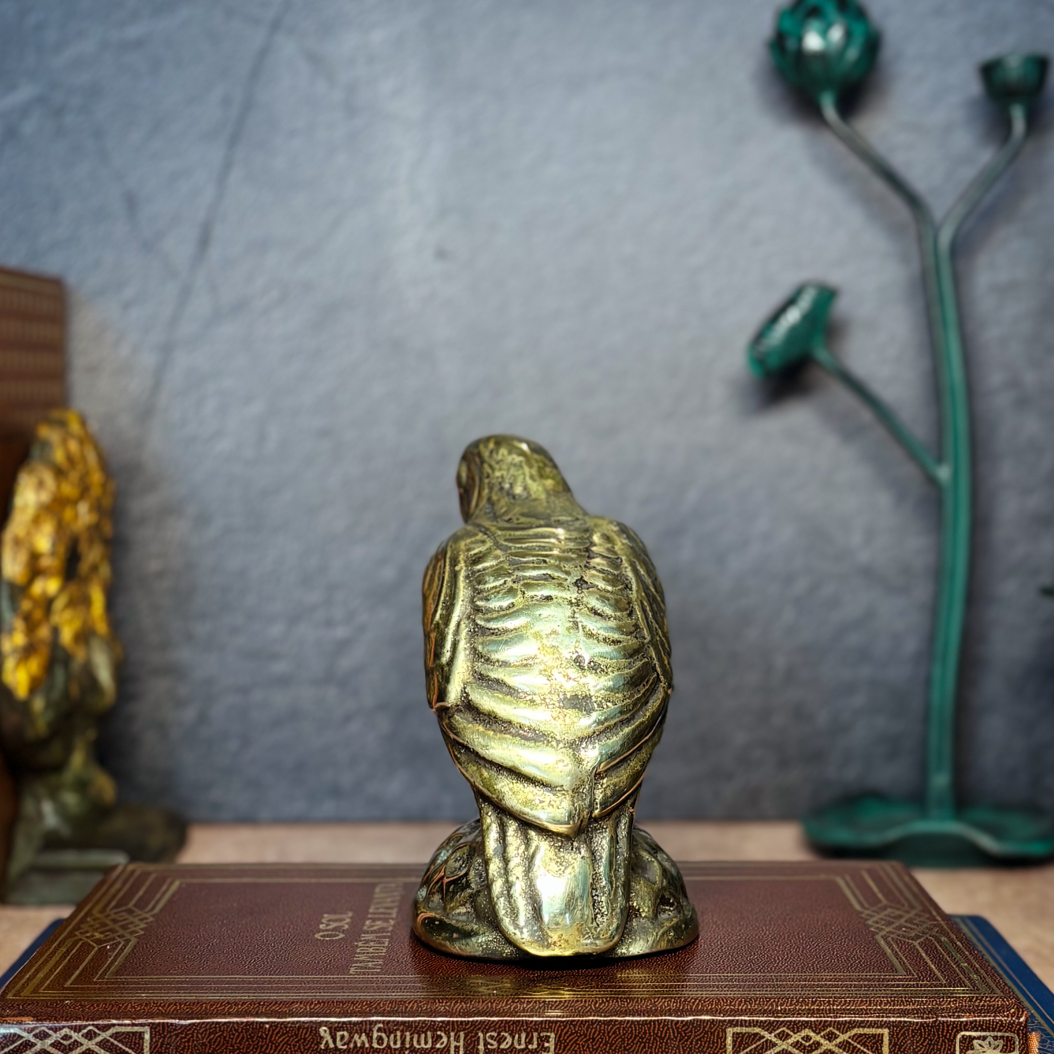 Escultura de pássaro em bronze maciço, Índia, segunda metade do século XX