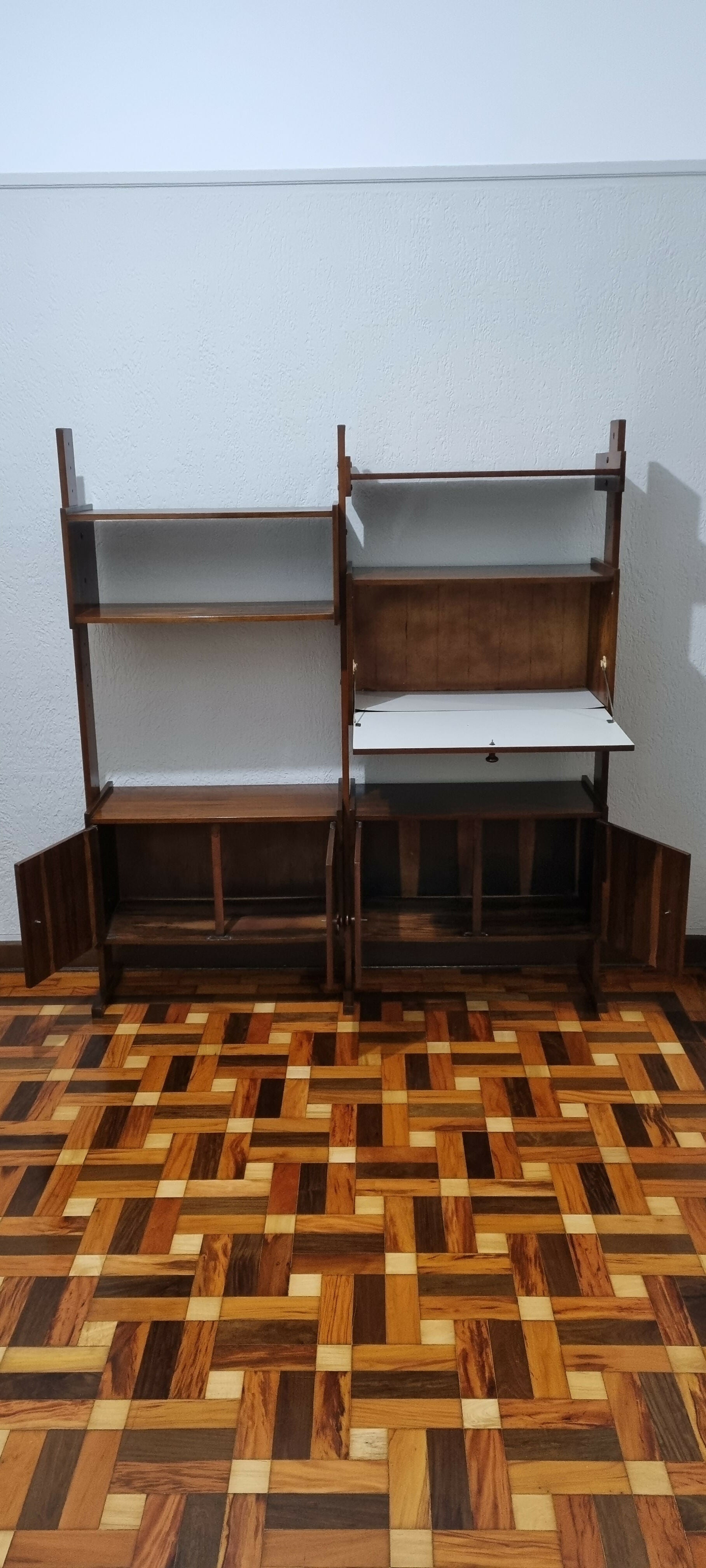 Estante modular Caviúna