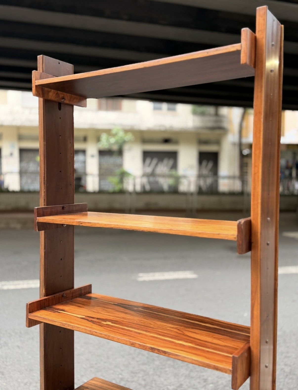 Estante coluna única