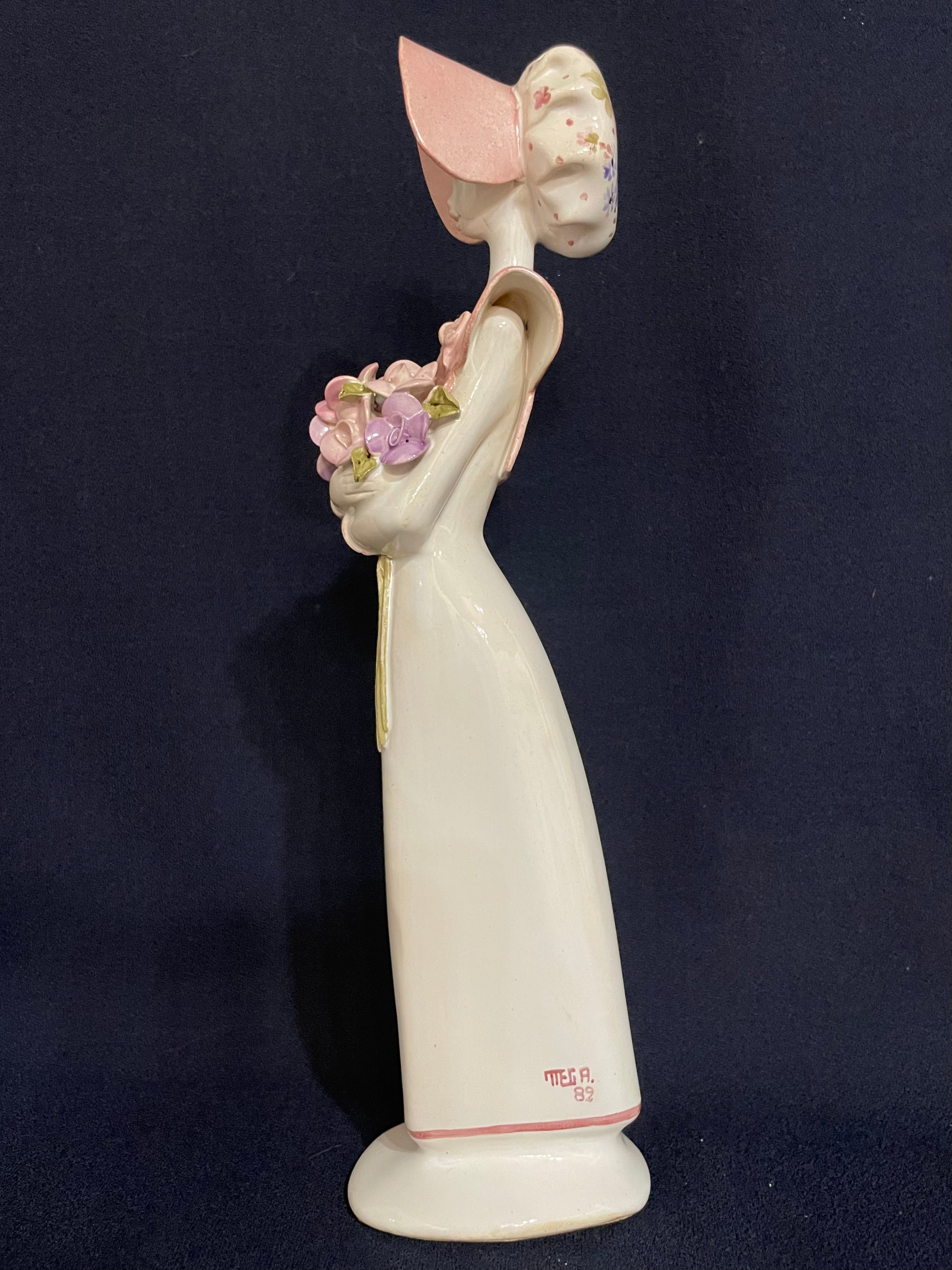 Escultura porcelana camponesa - Mega 1982