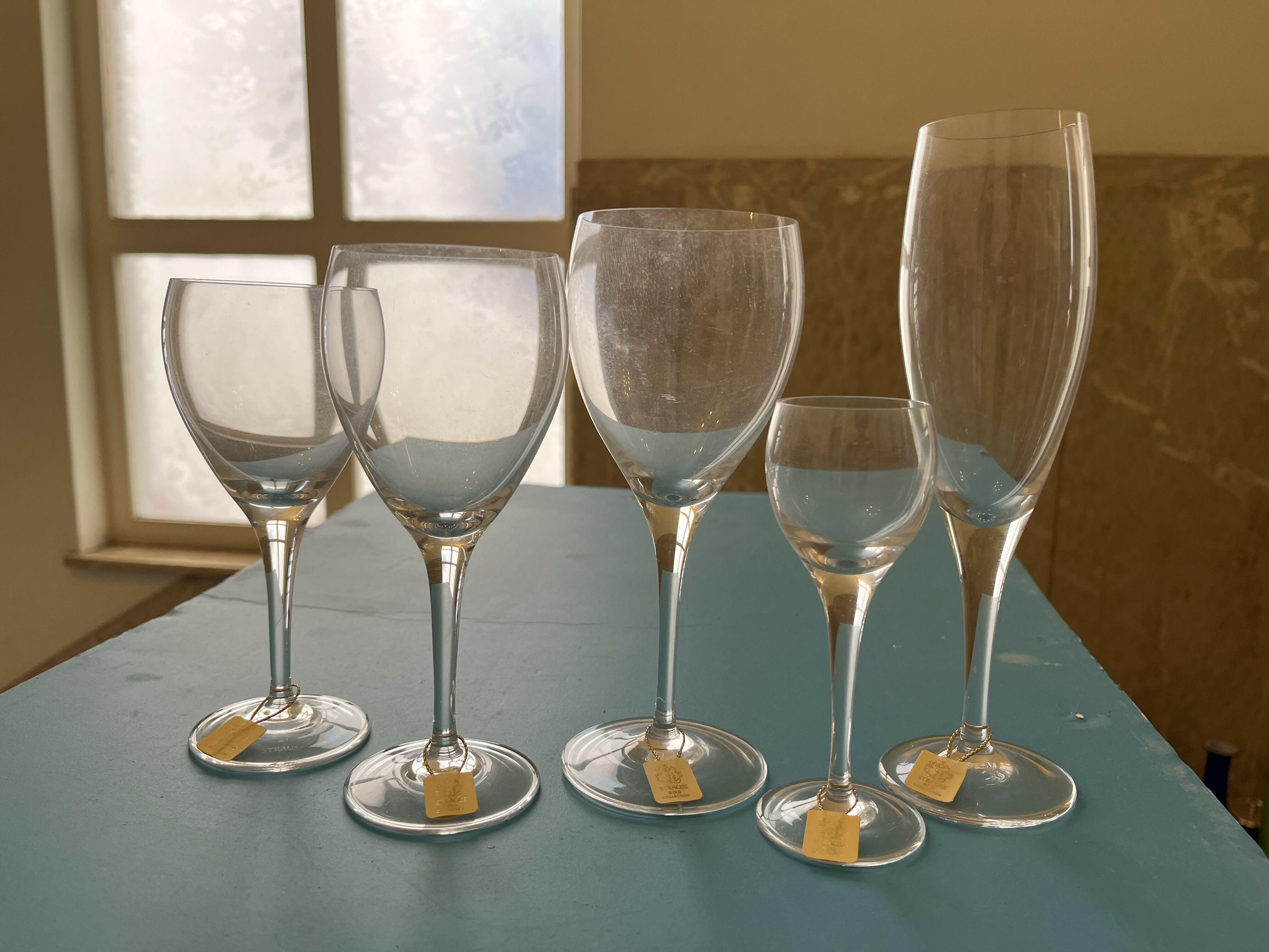 STRAUSS GOLD COLLECTION, jogo com 30 taças completo