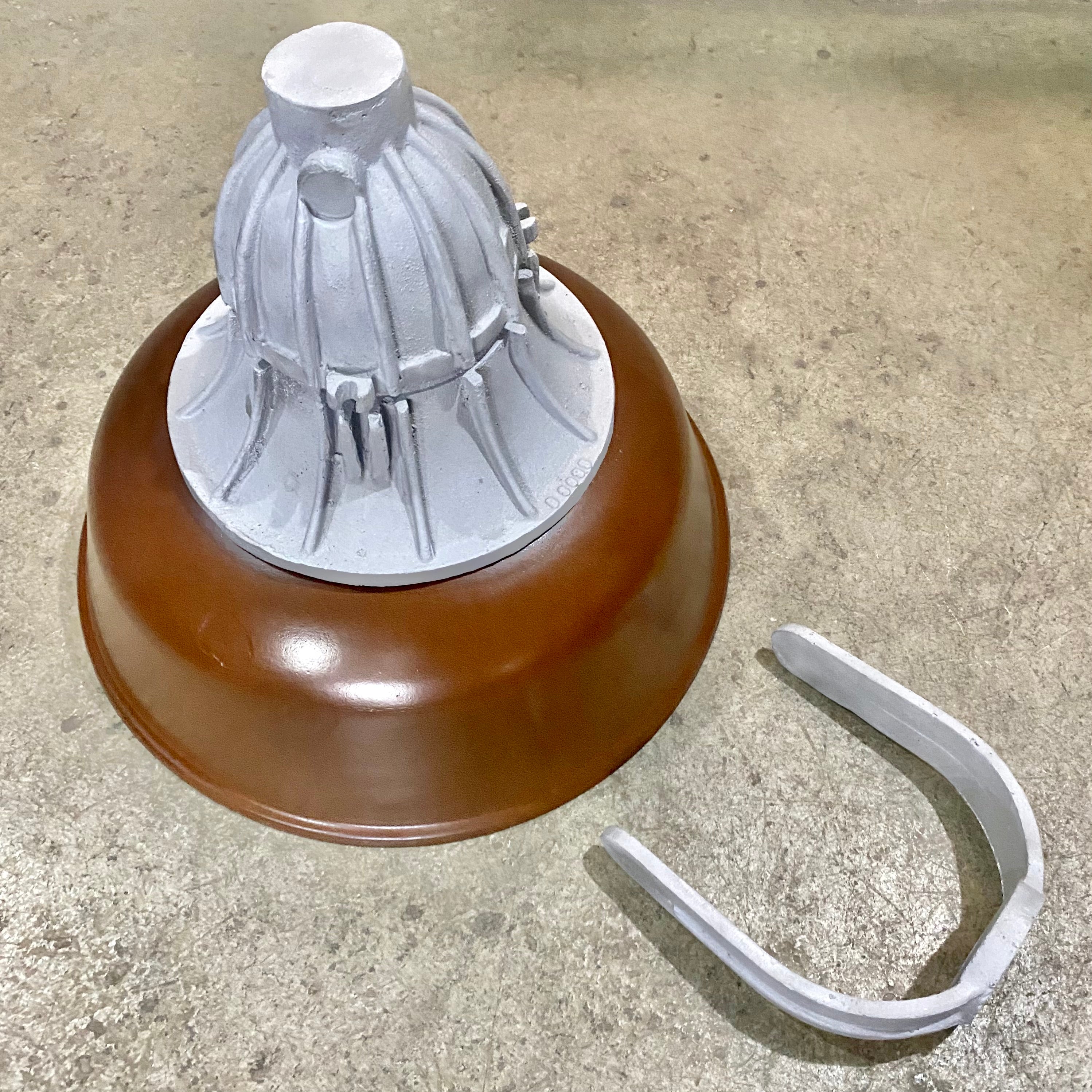 Luminária pendente estilo Náutico / Industrial em metal marrom e branco 
