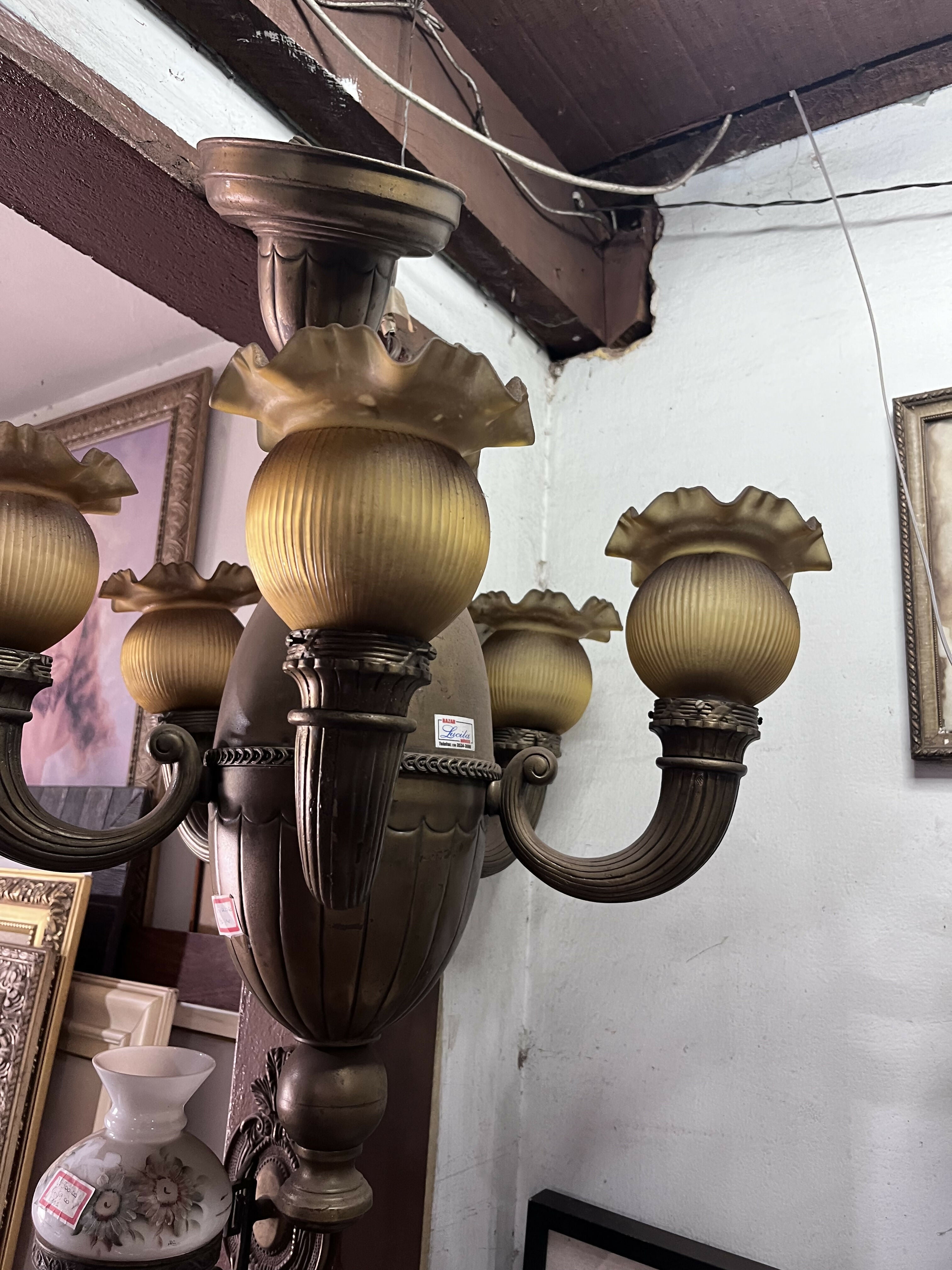 Lustre bronze 1930 cúpulas tulipas cor âmbar peça rara