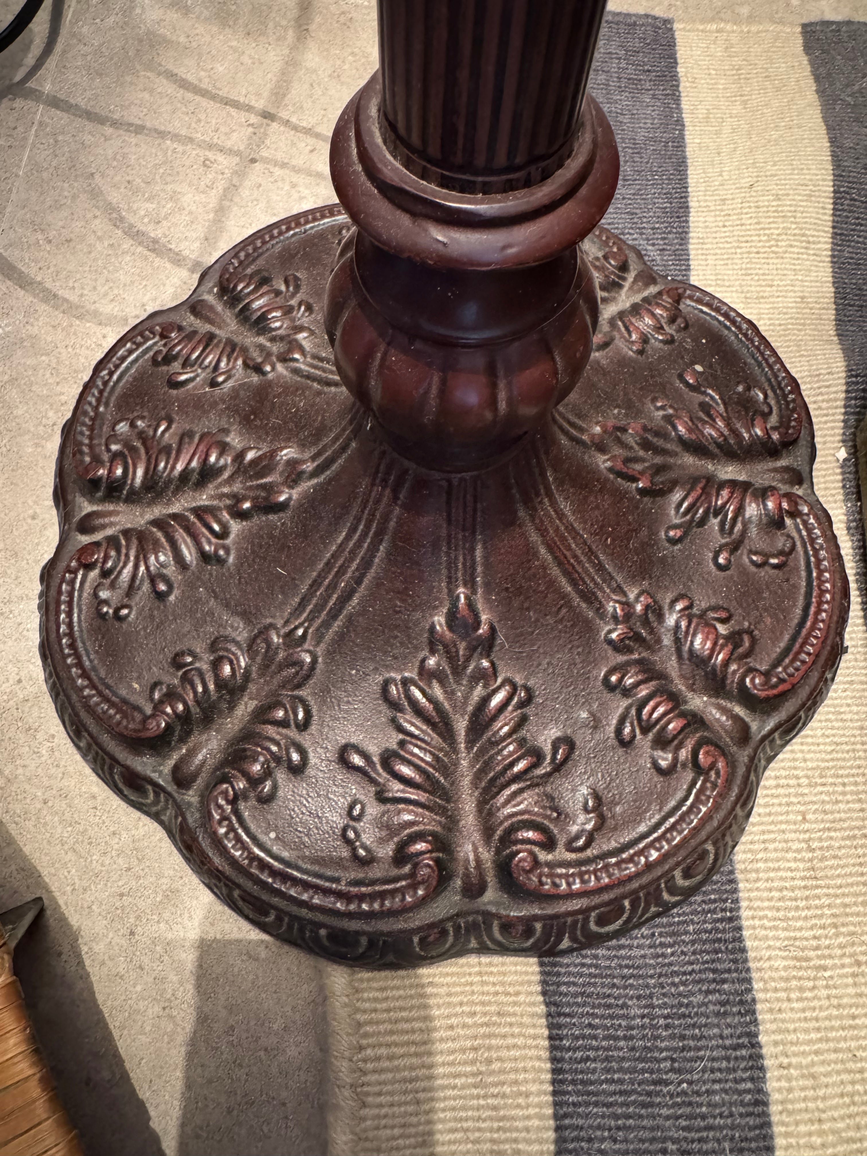 Luminária de Chão estilo Tiffany Art Nouveau em perfeito estado