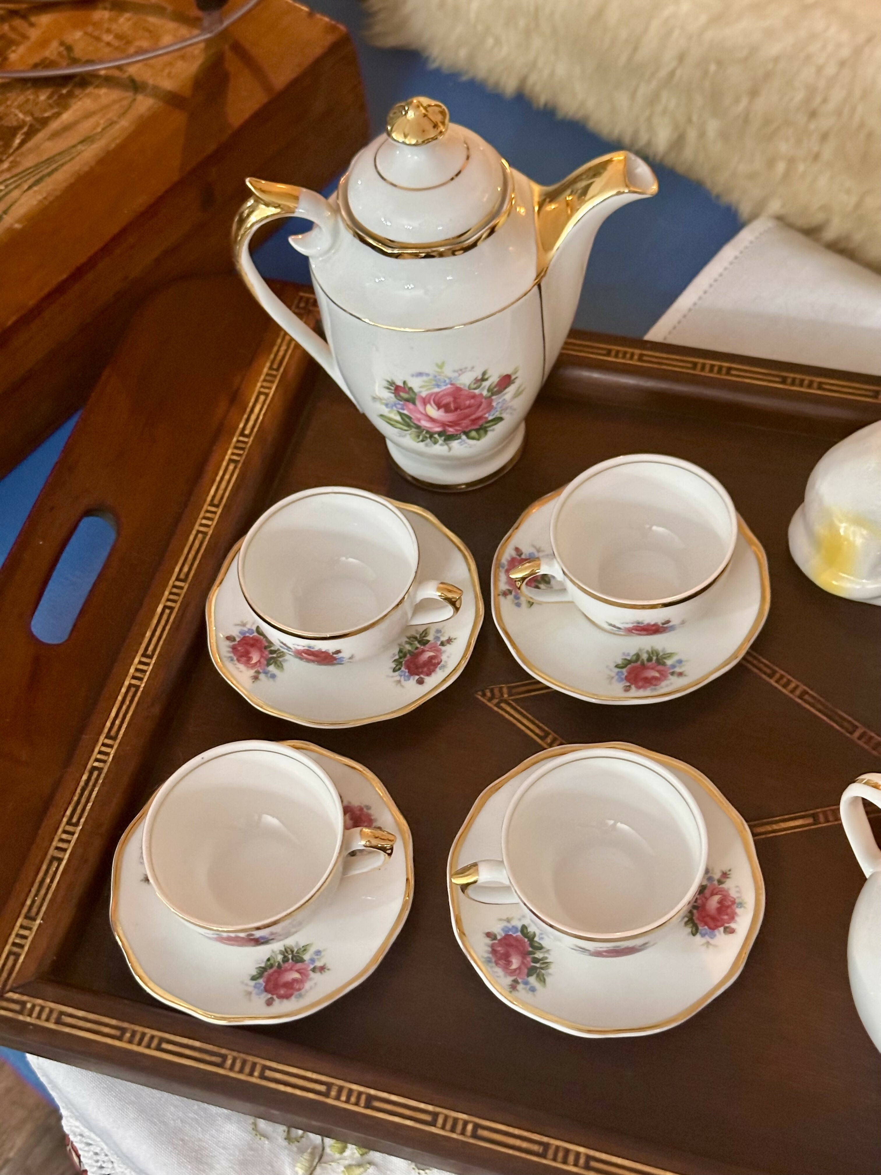 Jogo café antigo porcelana Mauá anos 60 com motivos florais