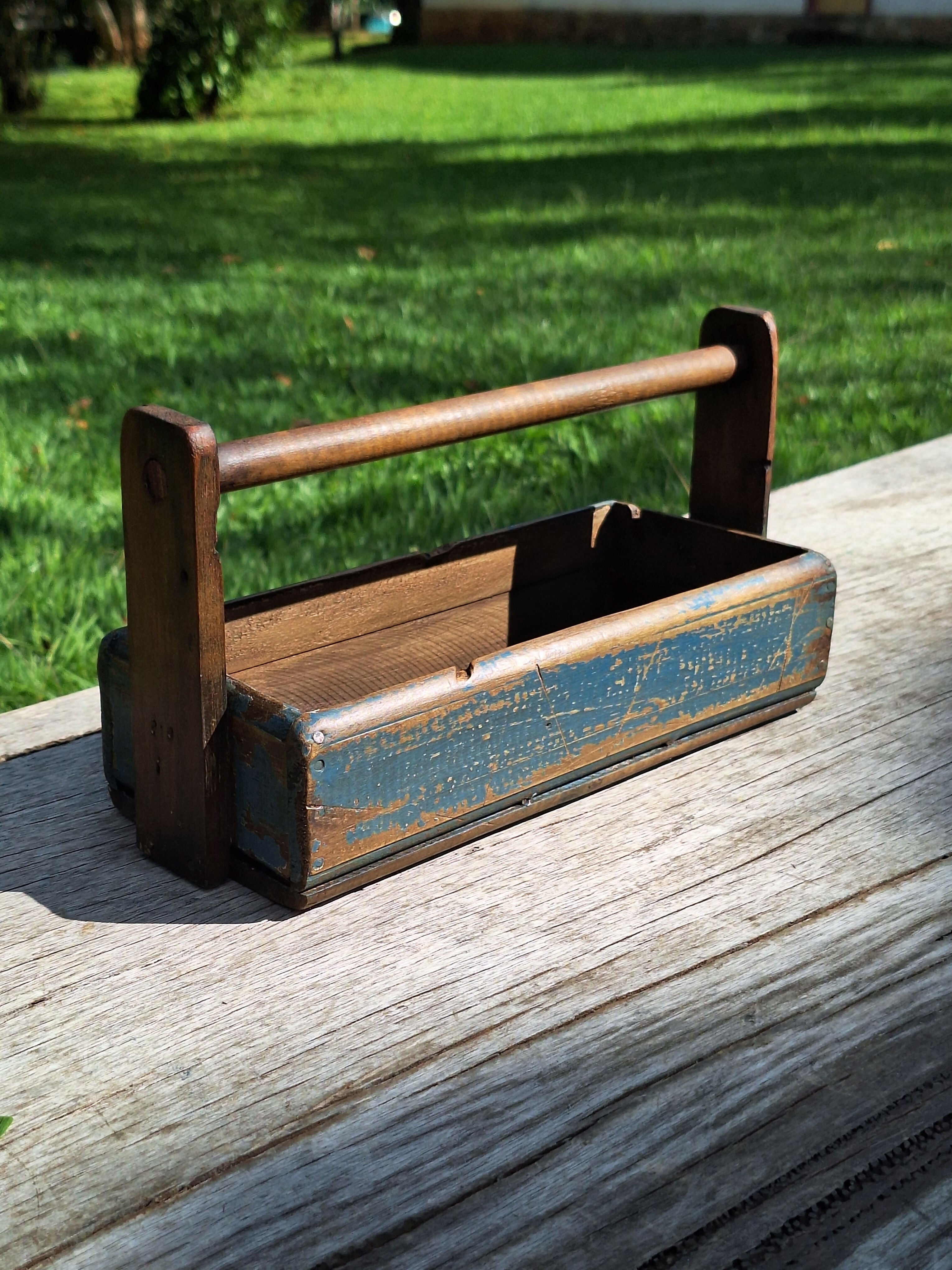 Caixa de Ferramenta Tinta Gasta Garimpo Mineiro