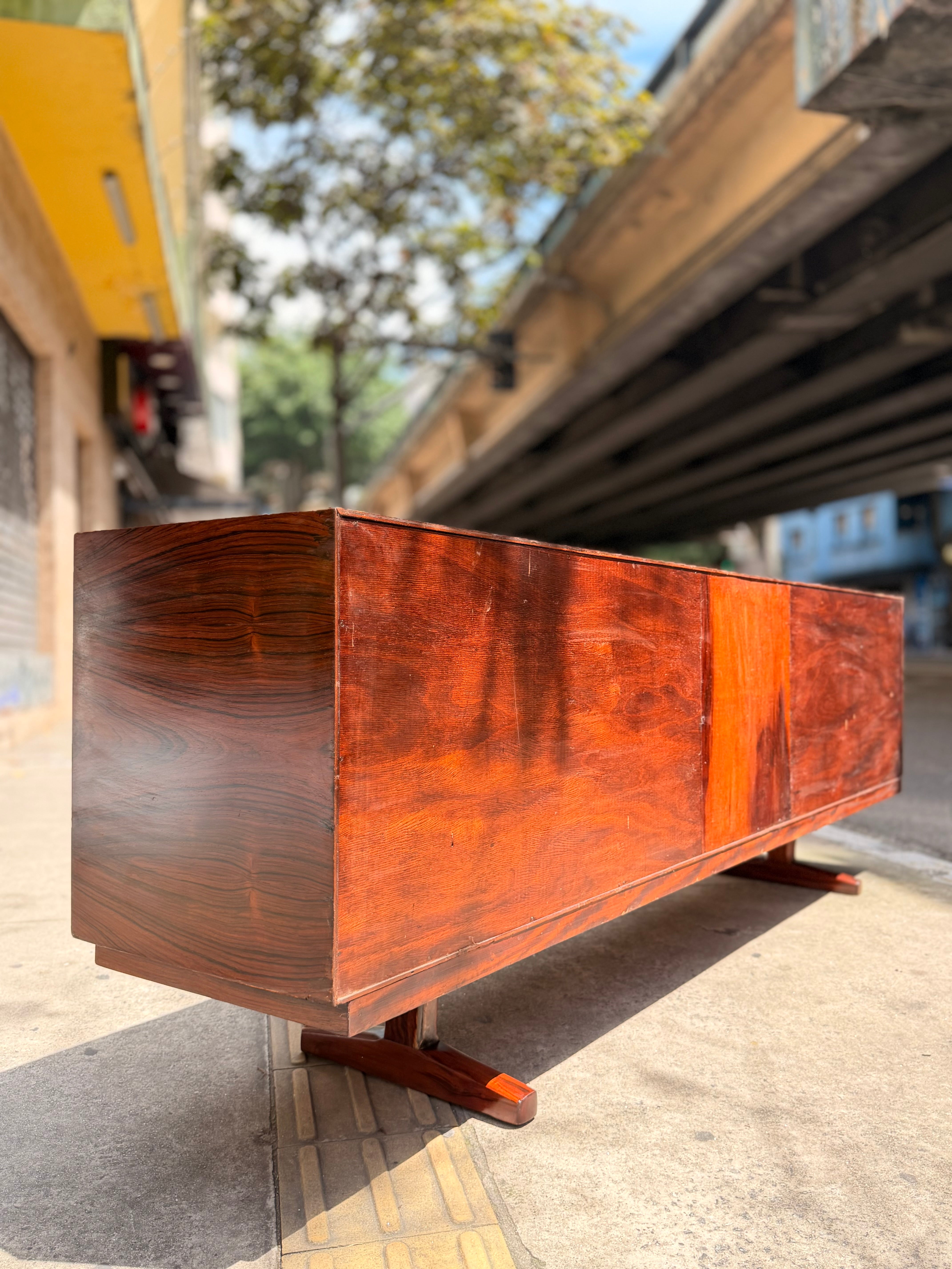Buffet em Jacarandá design Novo Rumo