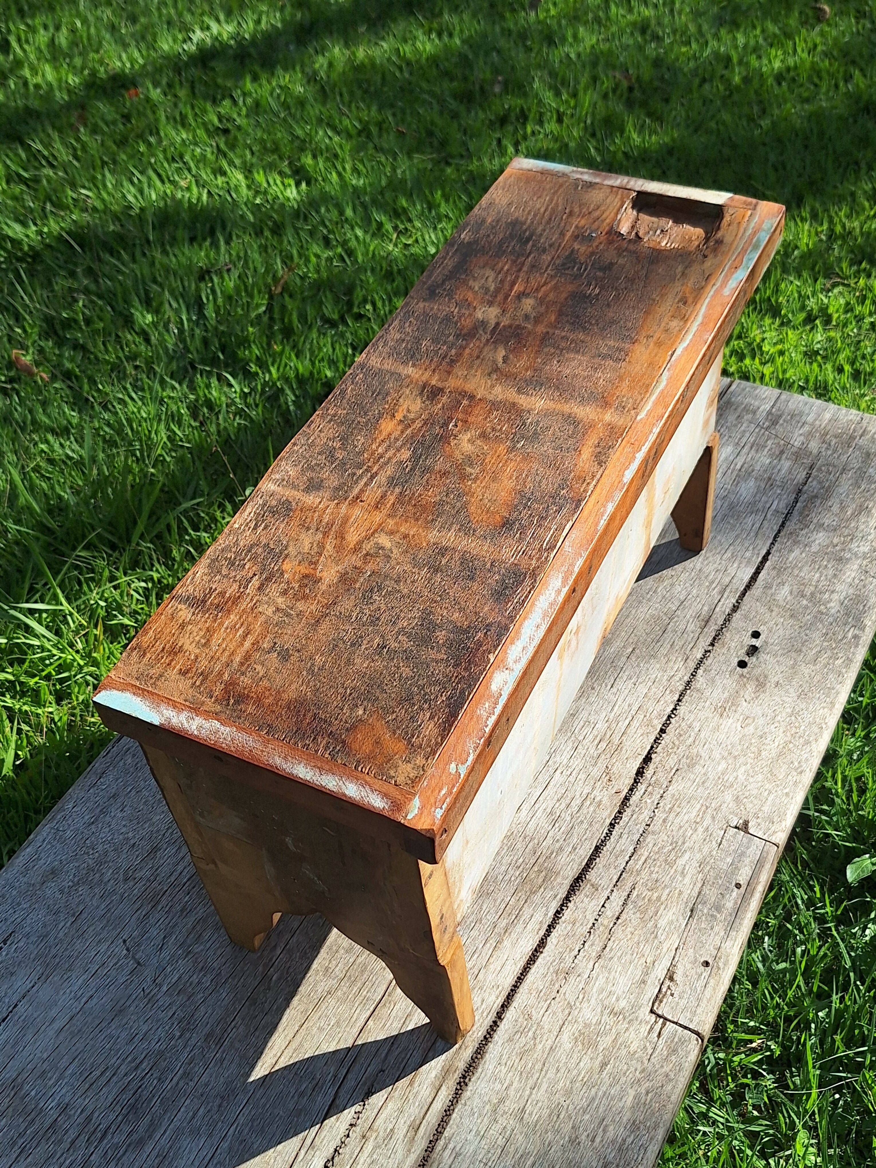 Baú Rústico Tinta Gasta Madeira Maciça Garimpo Mineiro